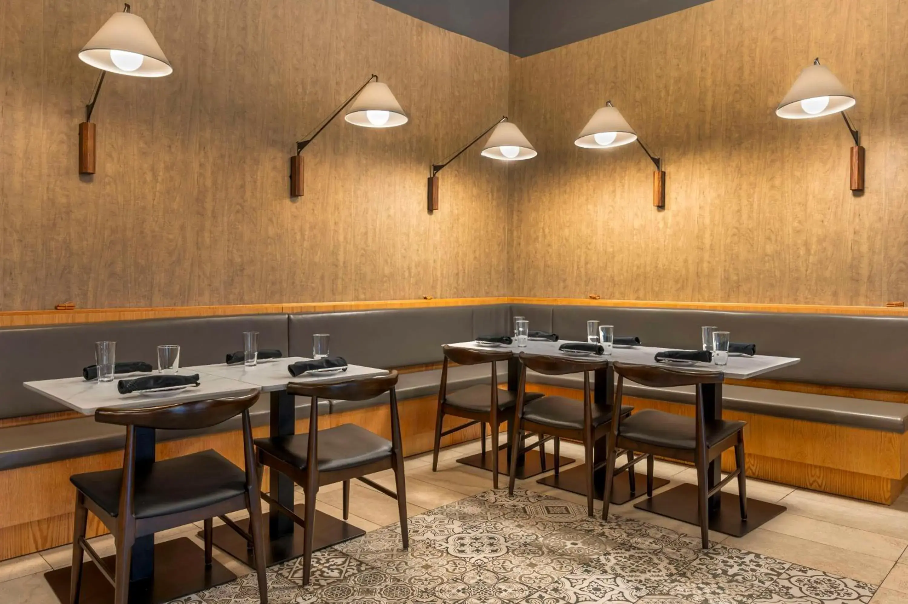 Restaurant/places to eat in Best Western Grant Park Hotel Restaurant/places to eat in Best Western Grant Park Hotel