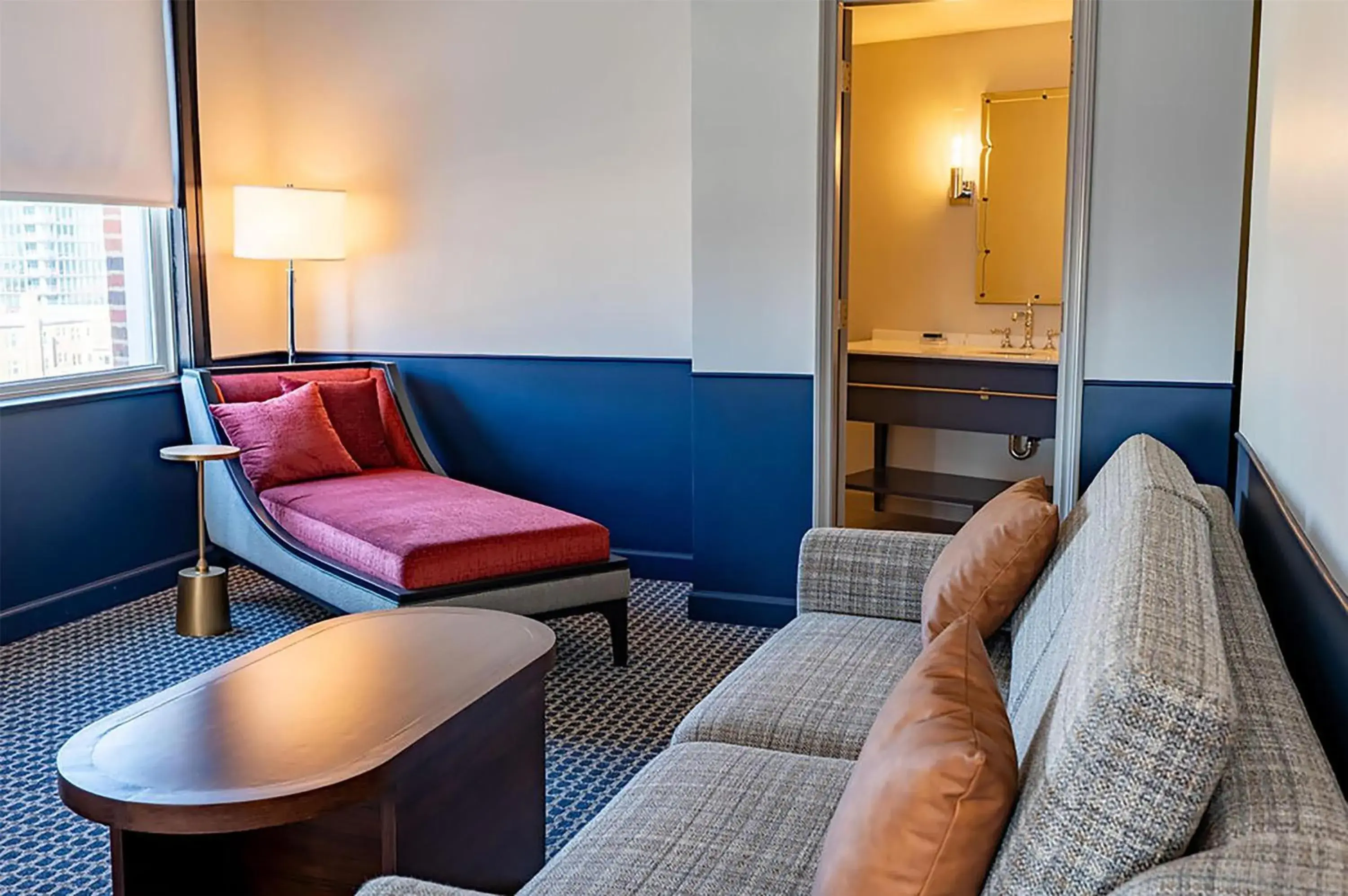 Living room in Hilton Orrington/Evanston Living room in Hilton Orrington/Evanston