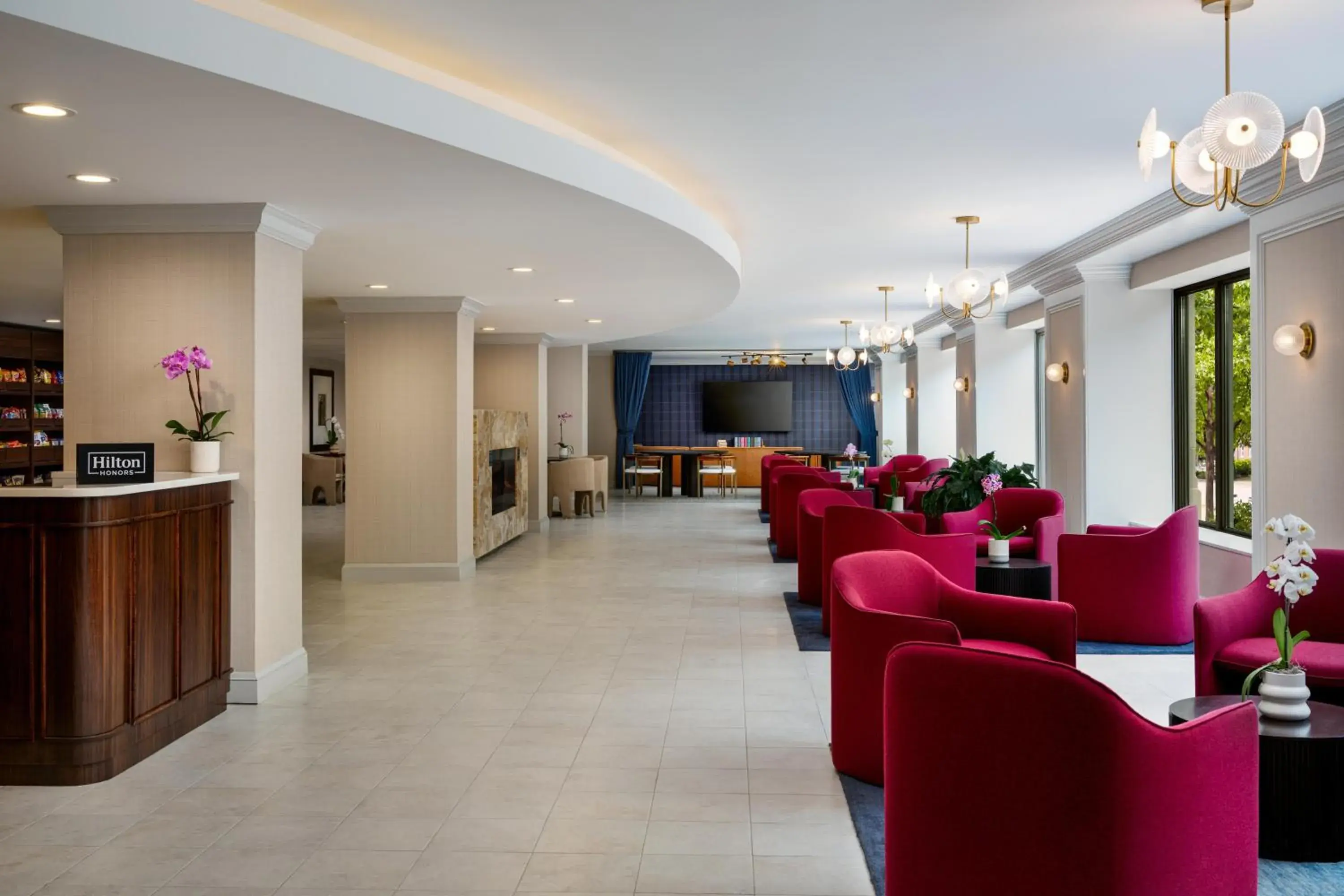 Lobby or reception in Hilton Orrington/Evanston Lobby or reception in Hilton Orrington/Evanston