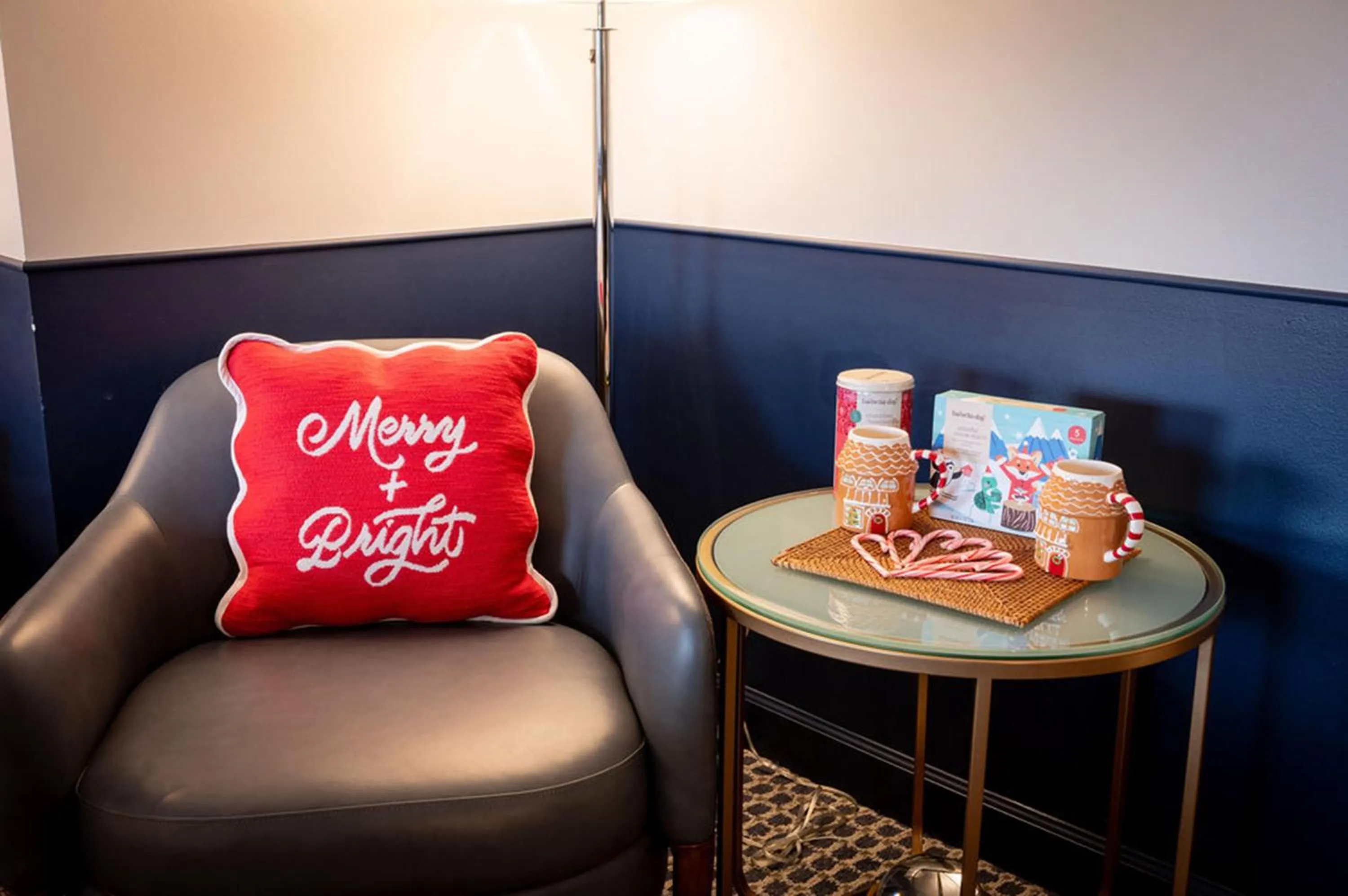 Living room in Hilton Orrington/Evanston