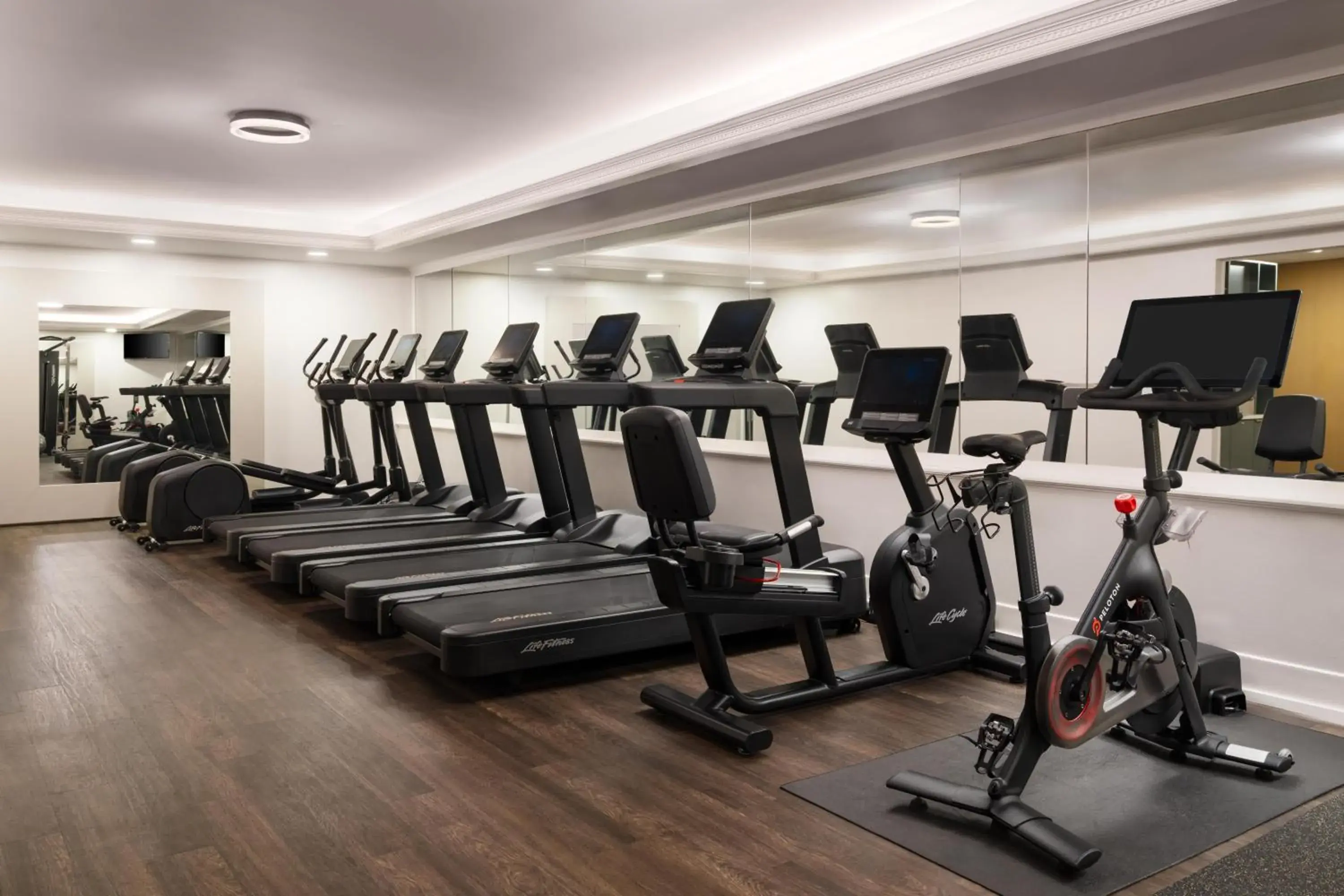 Fitness centre/facilities in Hilton Orrington/Evanston Fitness centre/facilities in Hilton Orrington/Evanston
