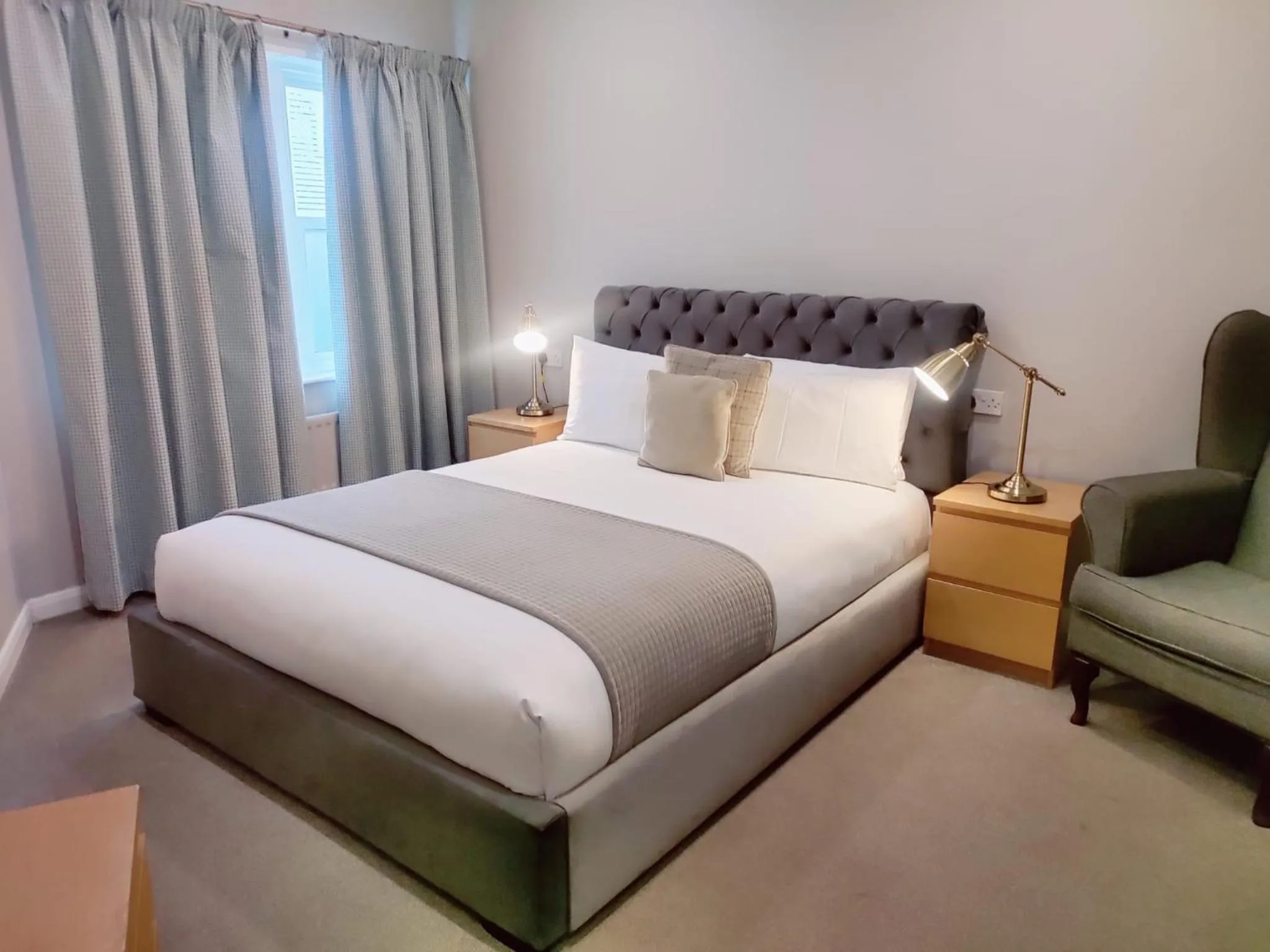 Bed in Michelangelos - Rooms, Restaurant & Bar