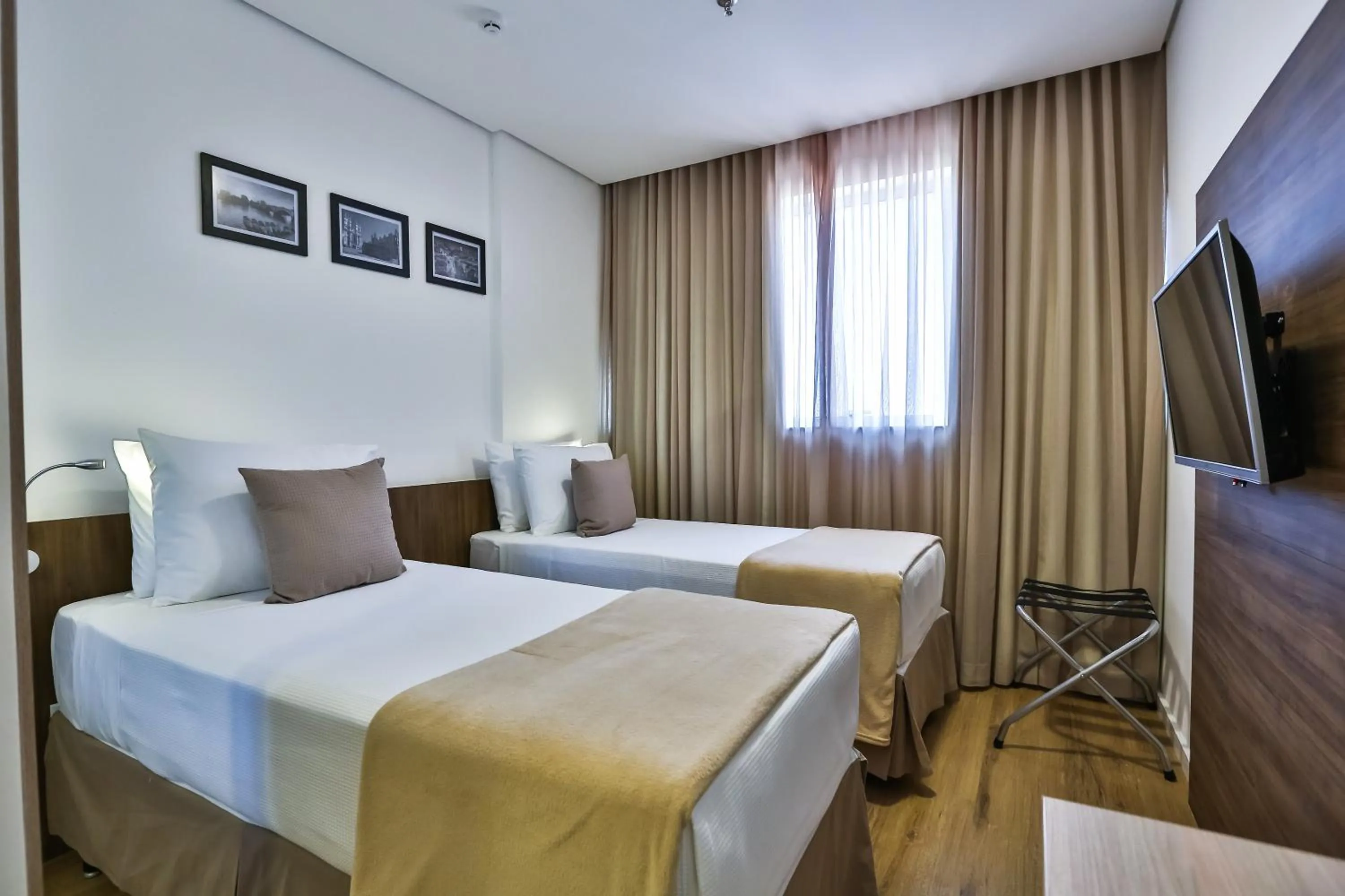 Bed in Nobile Inn London Anápolis