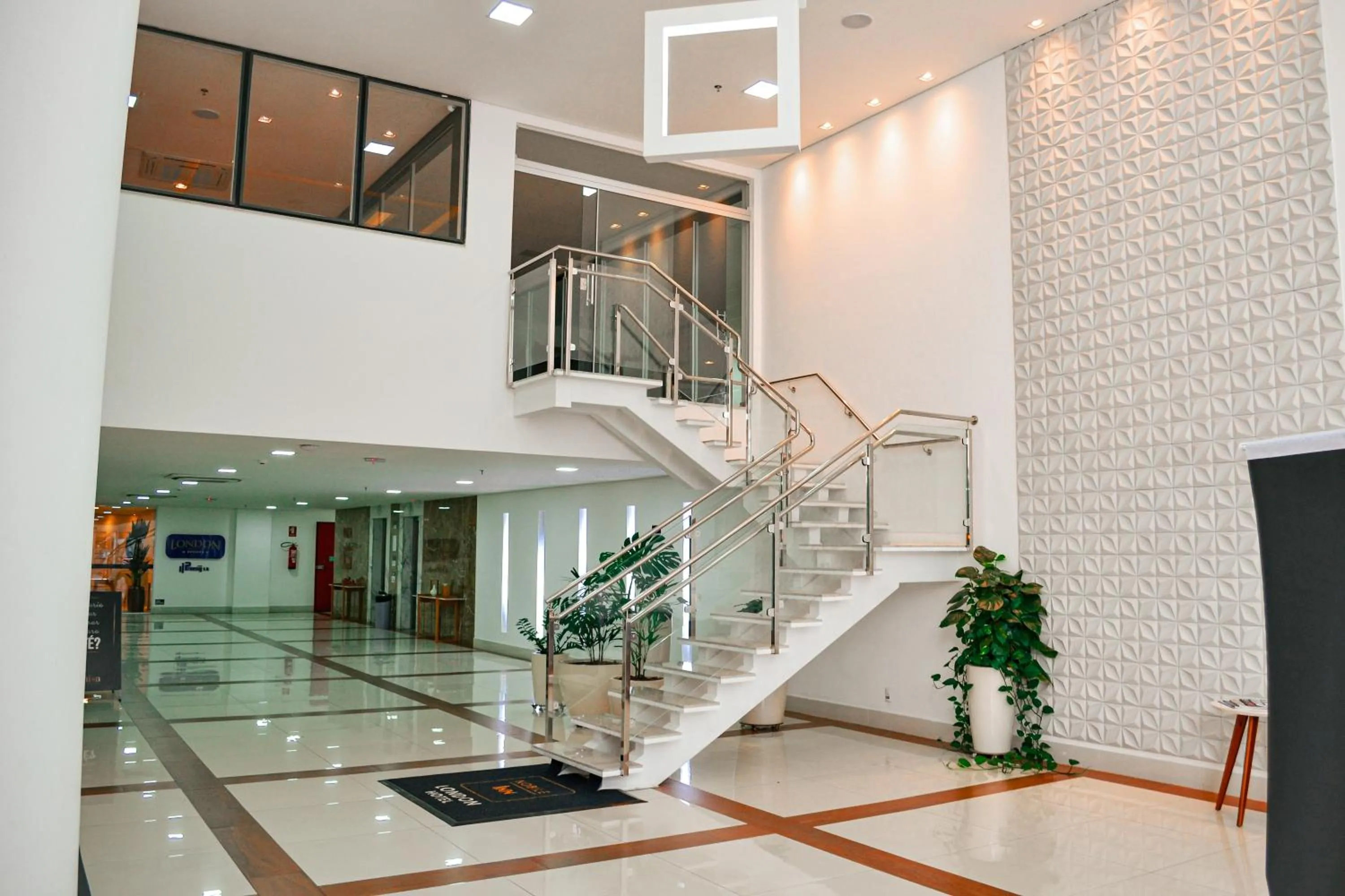 Facade/entrance in Nobile Inn London Anápolis