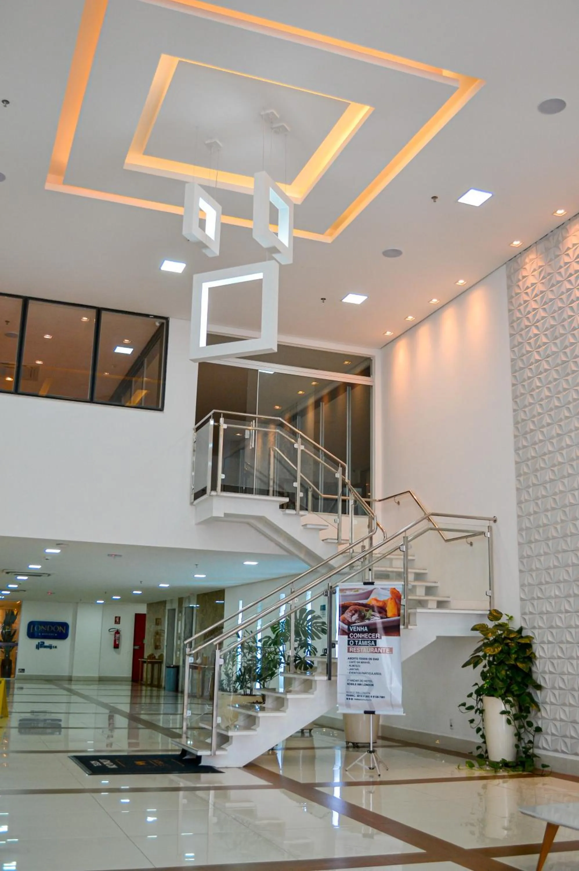 Facade/entrance in Nobile Inn London Anápolis