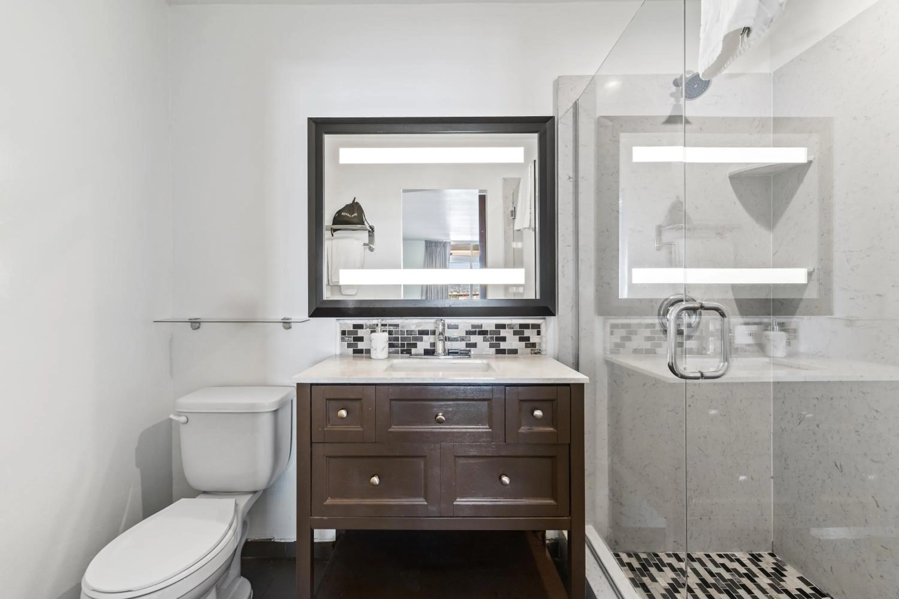 Shower in Marina Village Inn