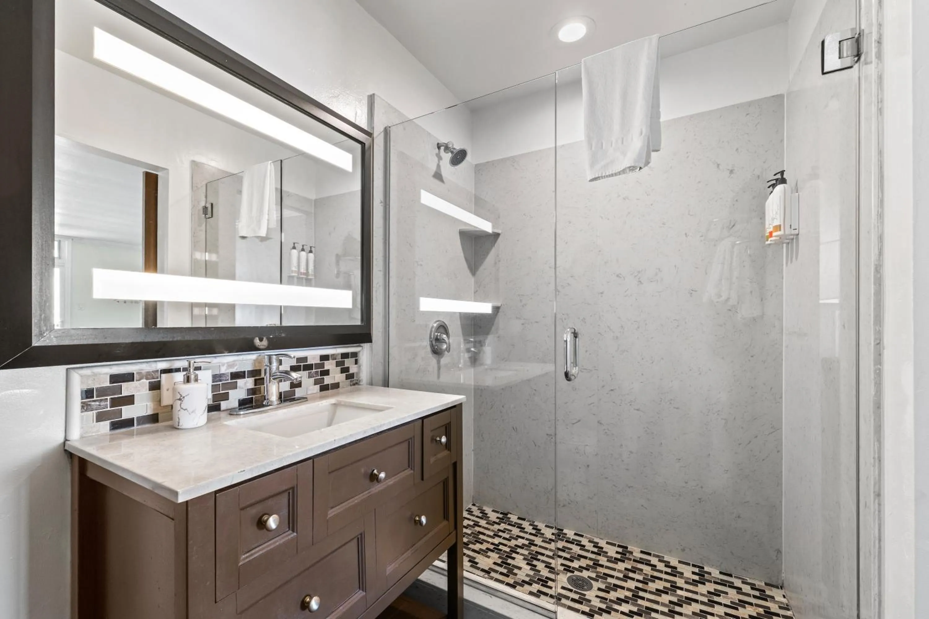 Shower in Marina Village Inn