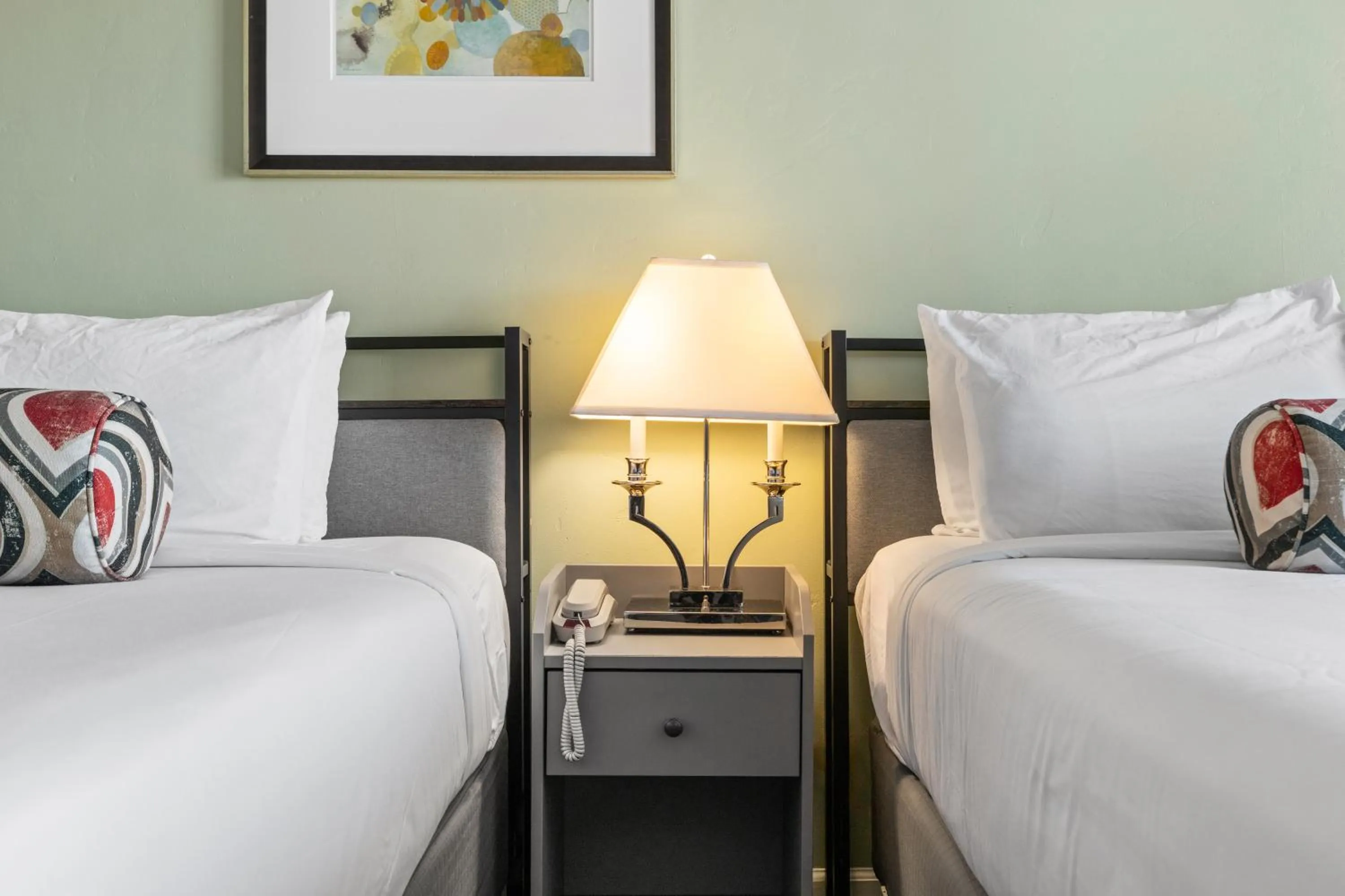 Bed in Marina Village Inn