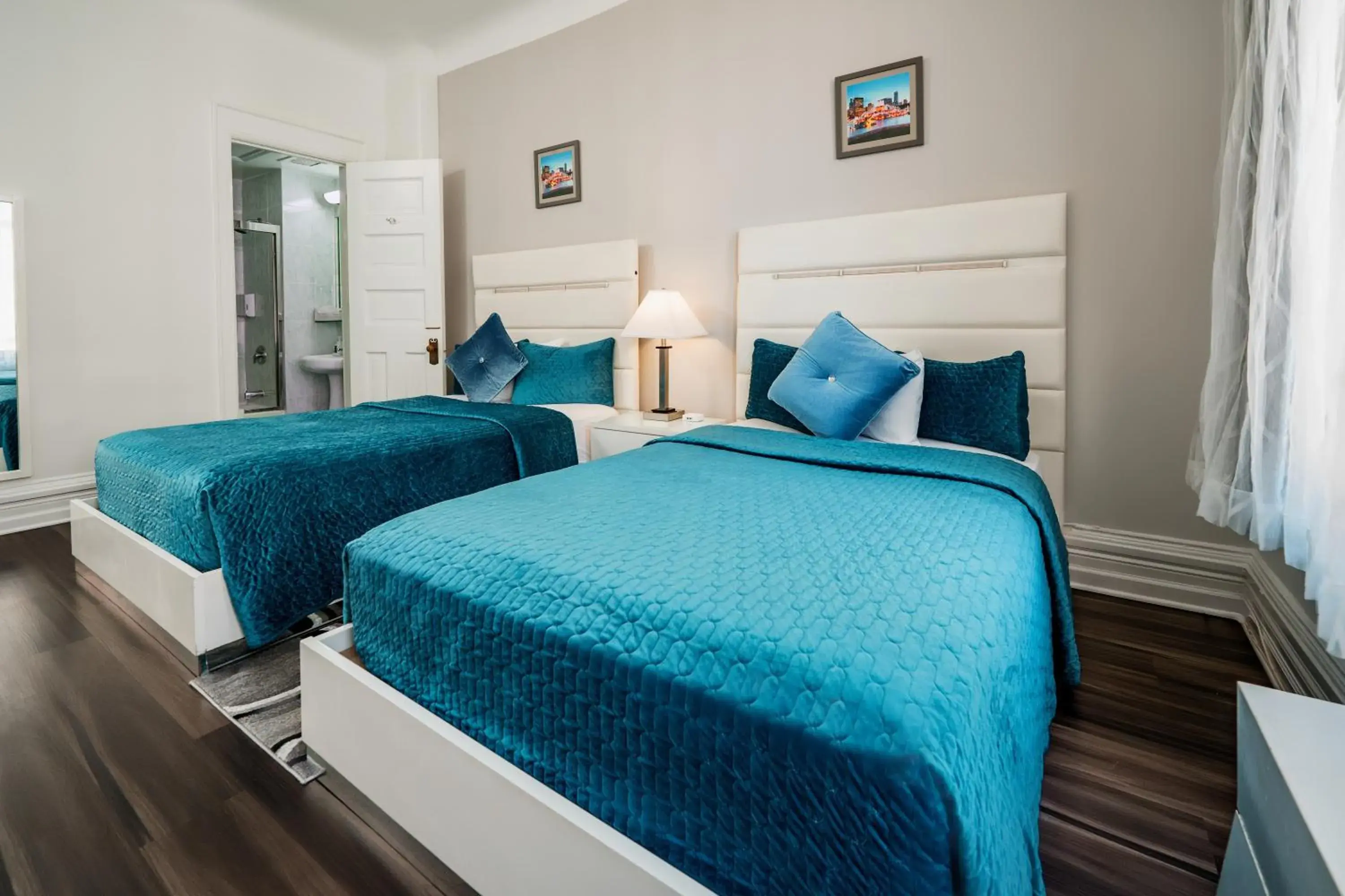 Double Room with Two Double Beds in Congress Plaza Hotel Chicago Double Room with Two Double Beds in Congress Plaza Hotel Chicago