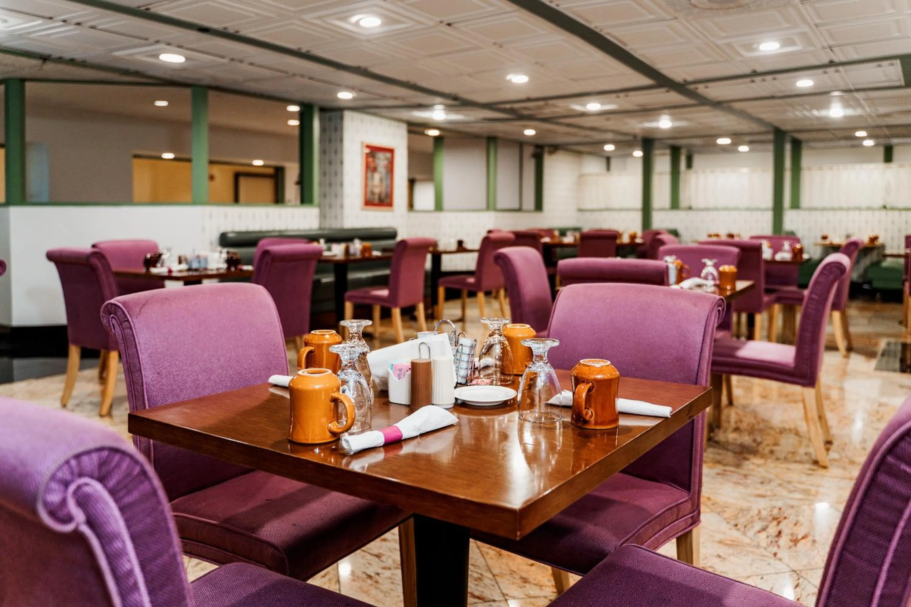 Restaurant/places to eat in Congress Plaza Hotel Chicago