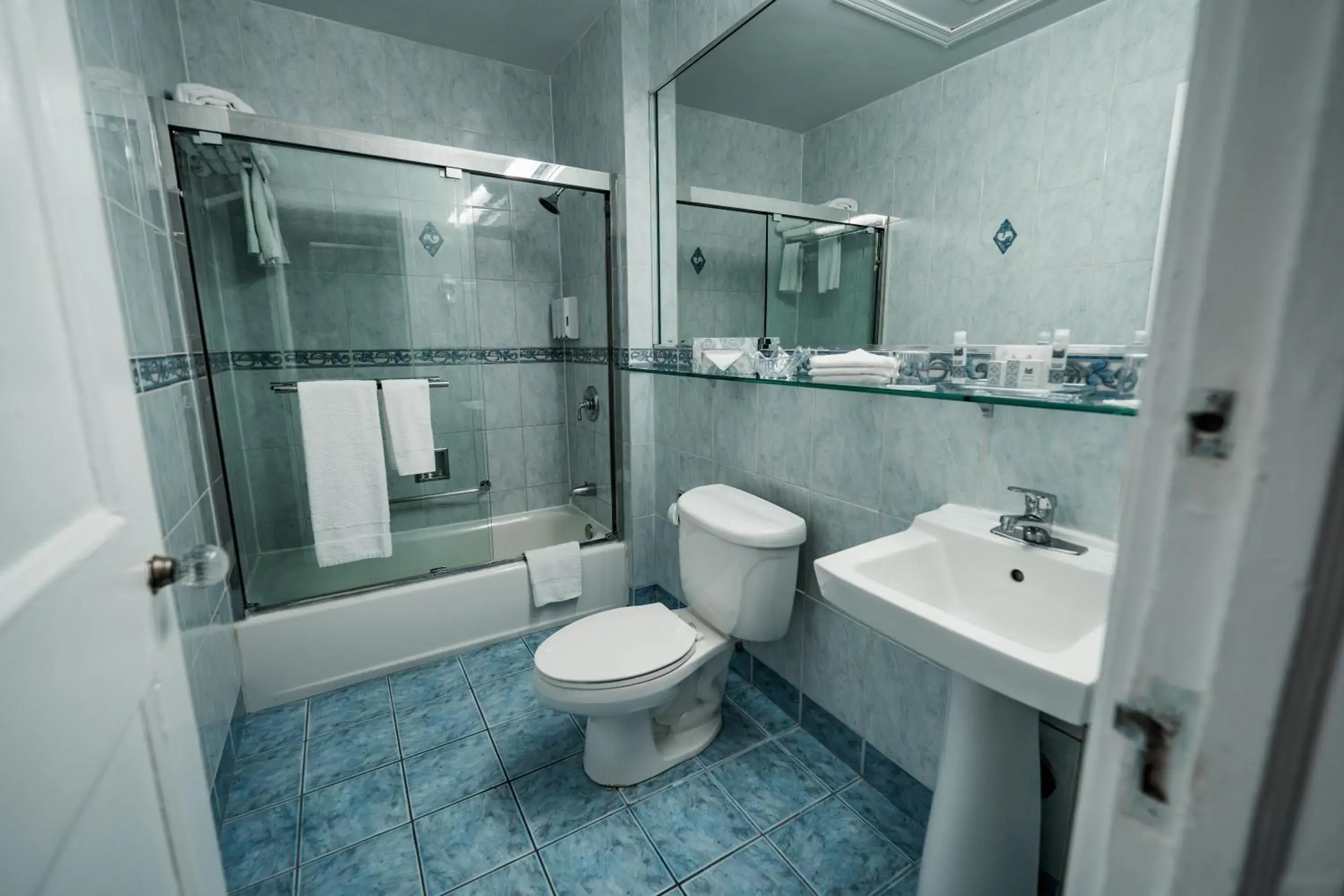 Family Suite in Congress Plaza Hotel Chicago Family Suite in Congress Plaza Hotel Chicago