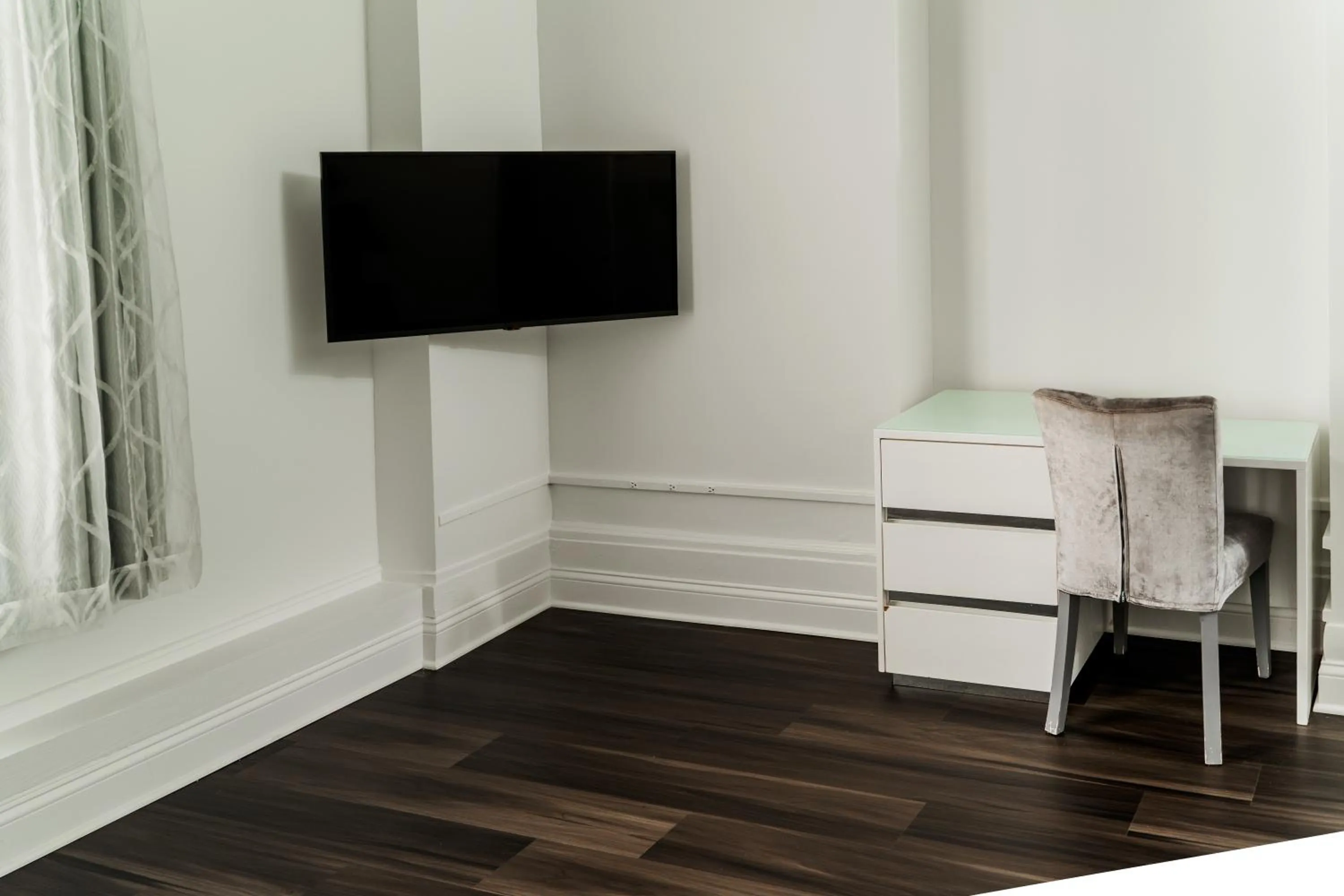 TV and multimedia in Congress Plaza Hotel Chicago