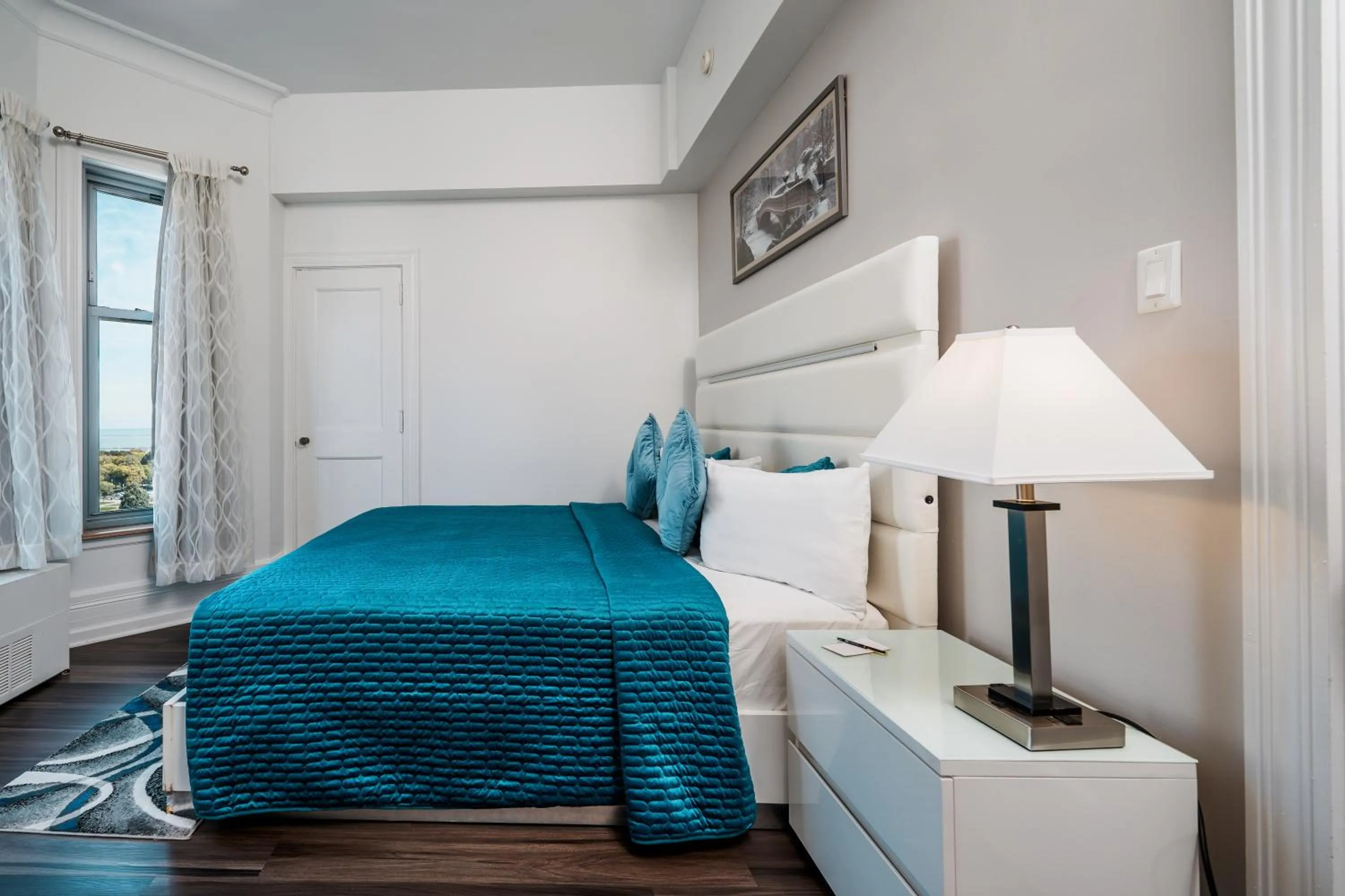 Bedroom, Bed in Congress Plaza Hotel Chicago