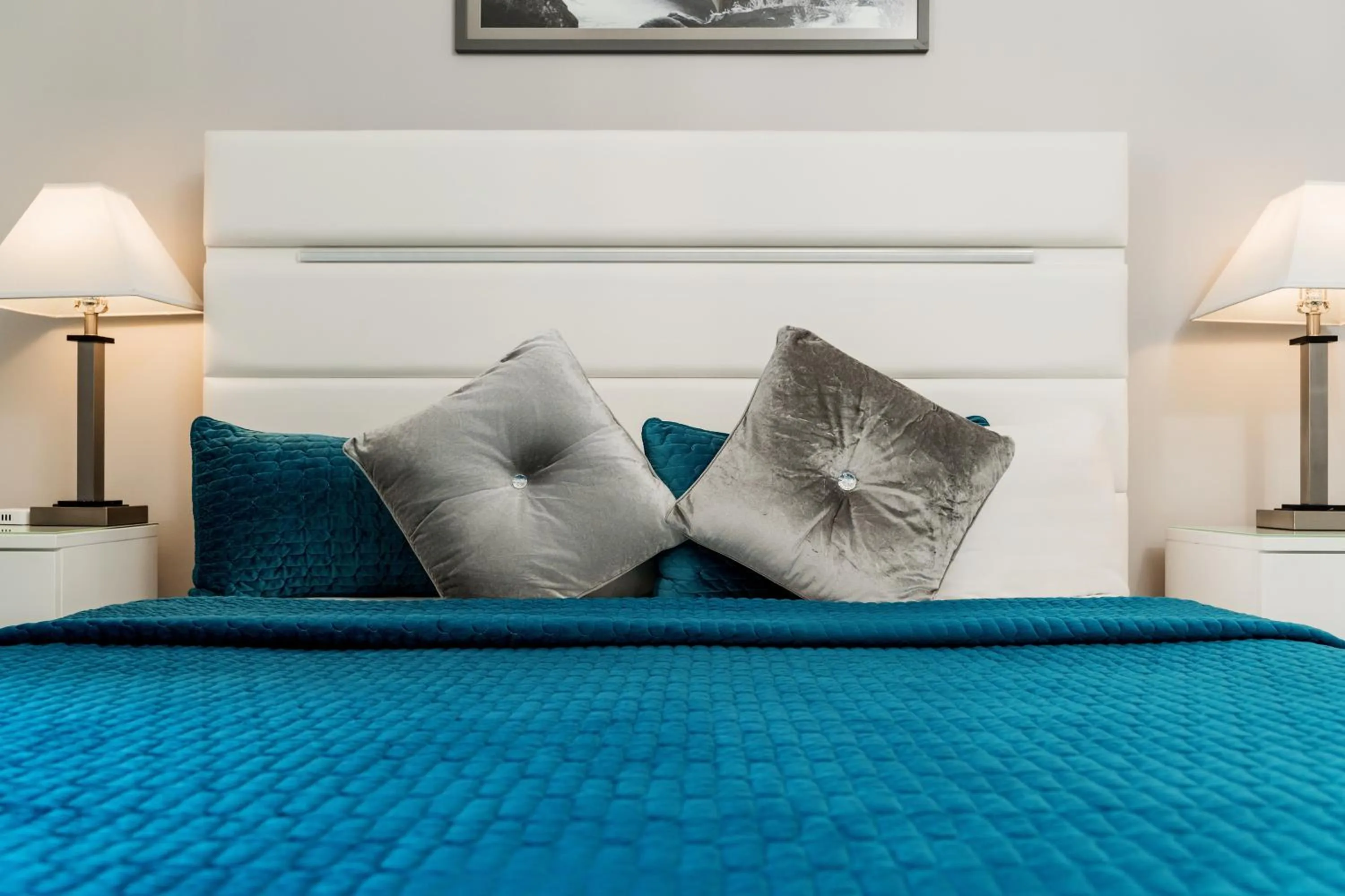 Bedroom, Bed in Congress Plaza Hotel Chicago