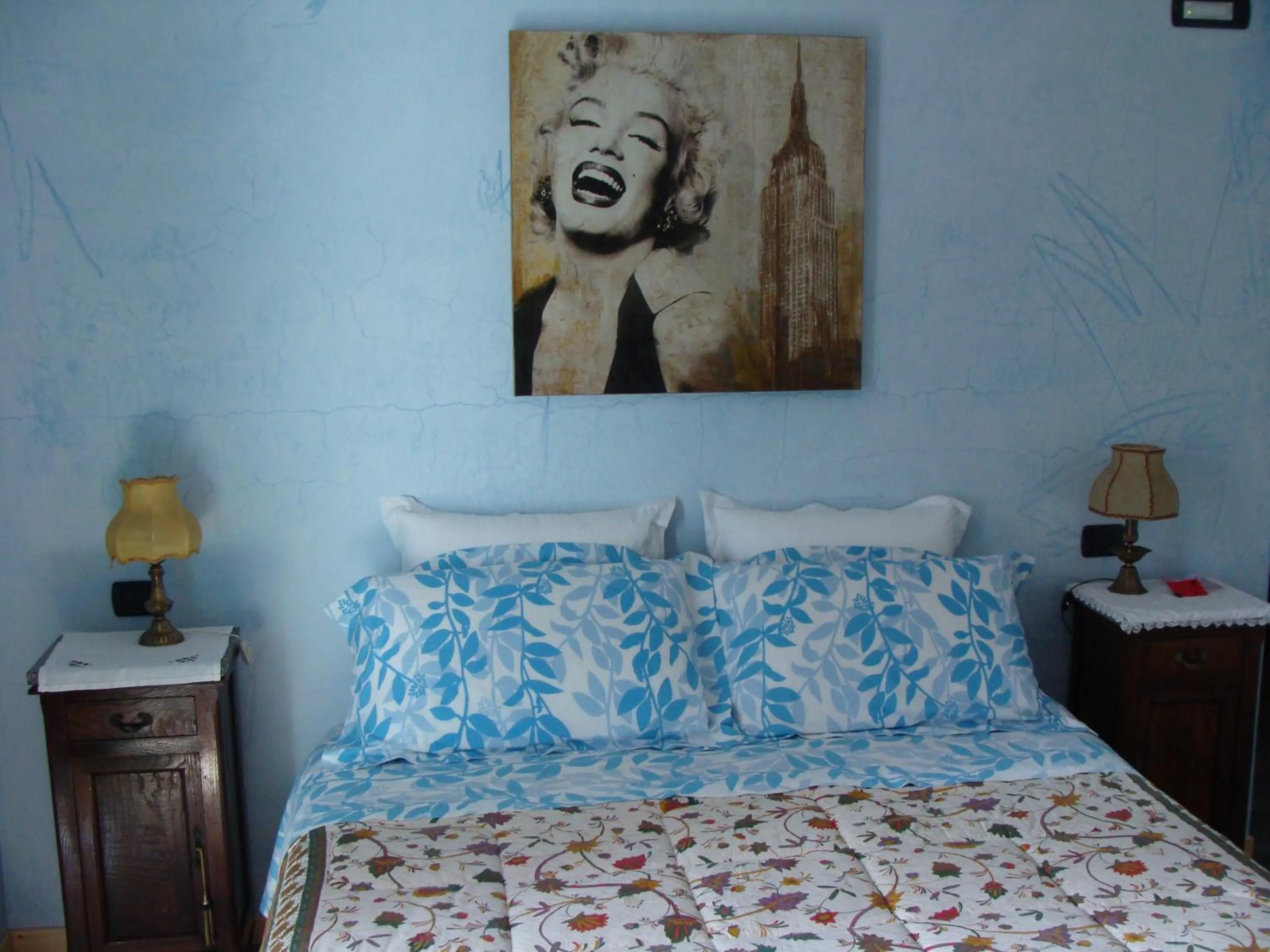 Bed in La Coccinella B&B