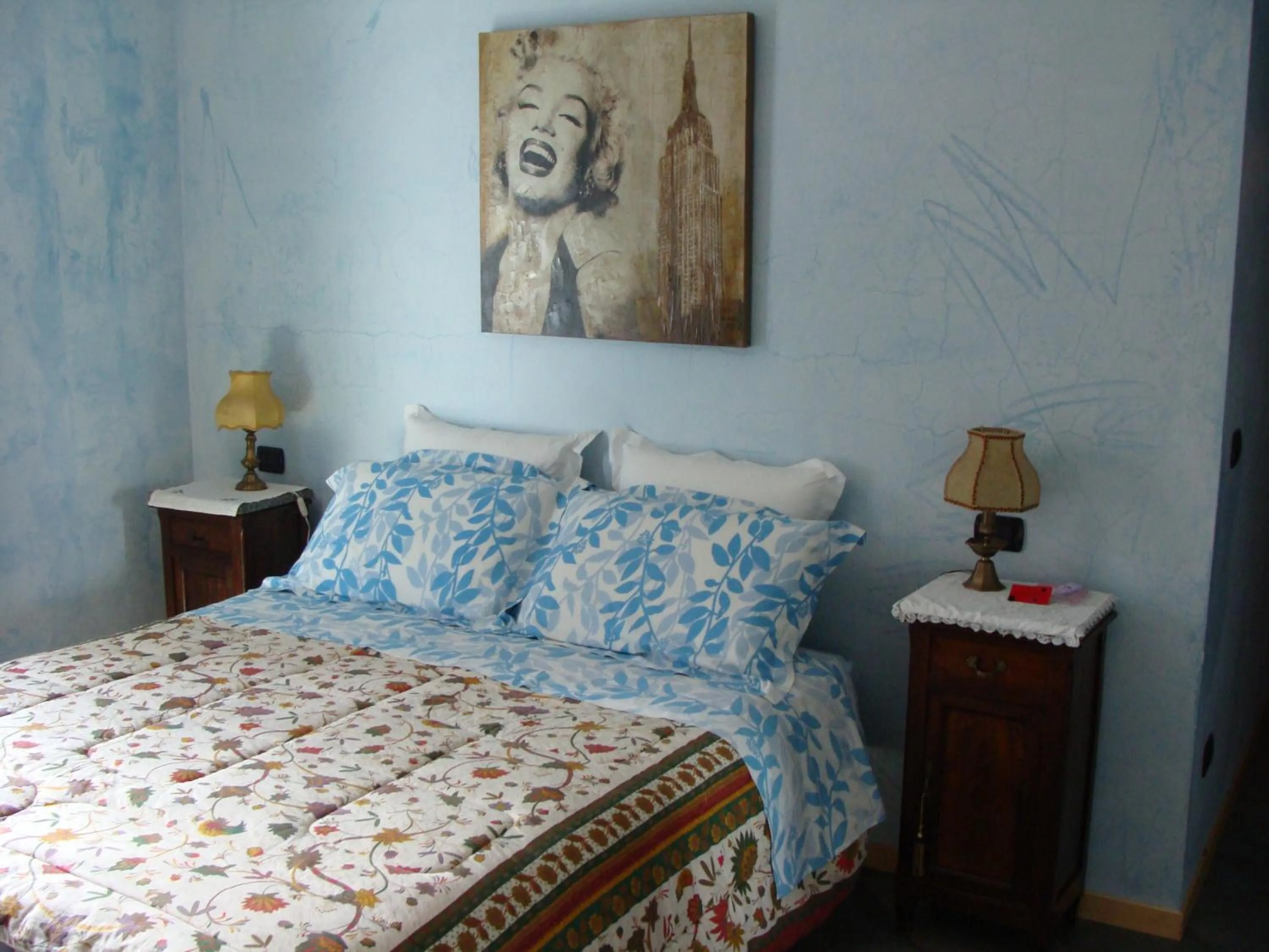 Bed in La Coccinella B&B