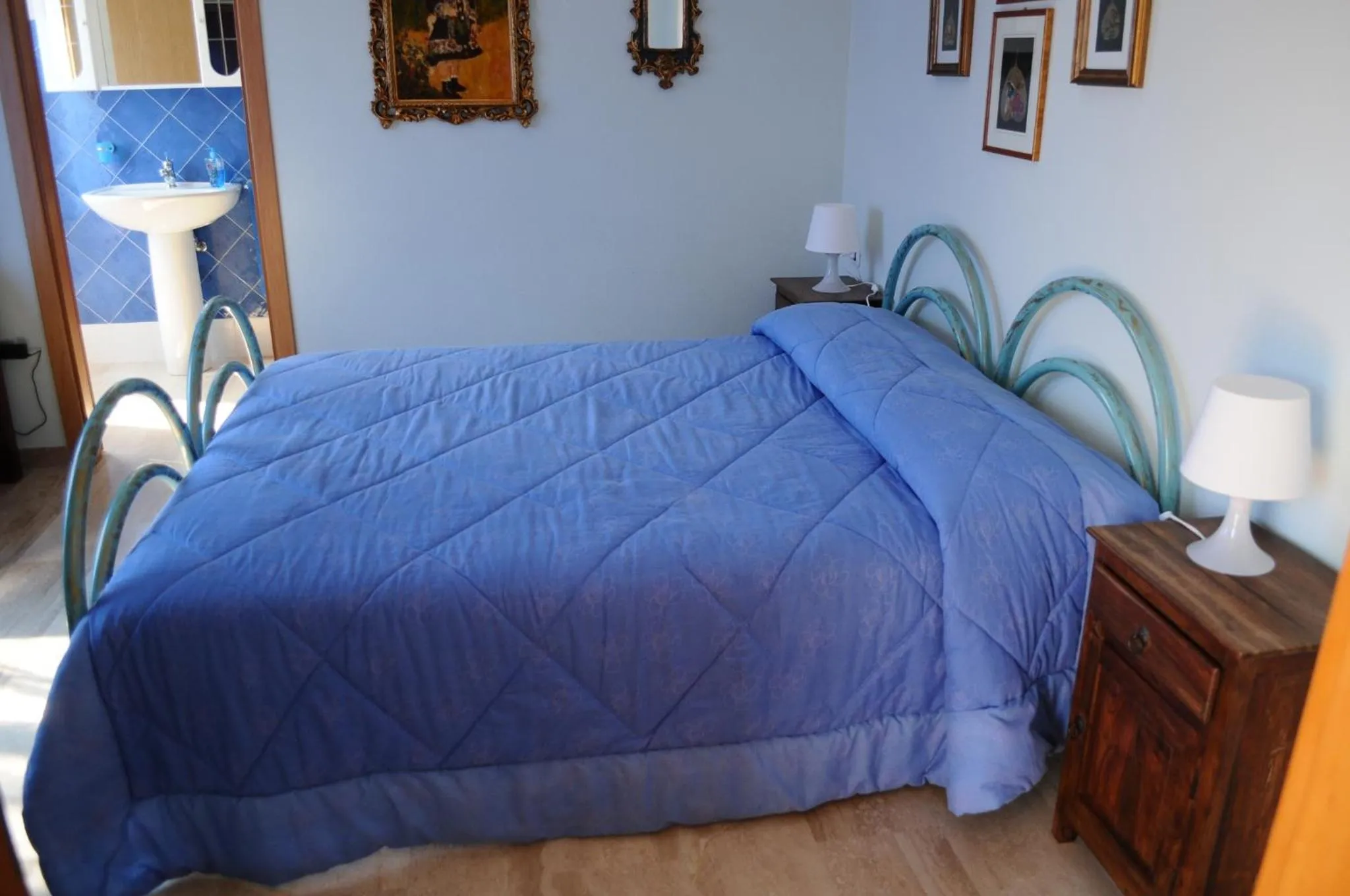 Double or Twin Room in affittacamere S'Ortensia