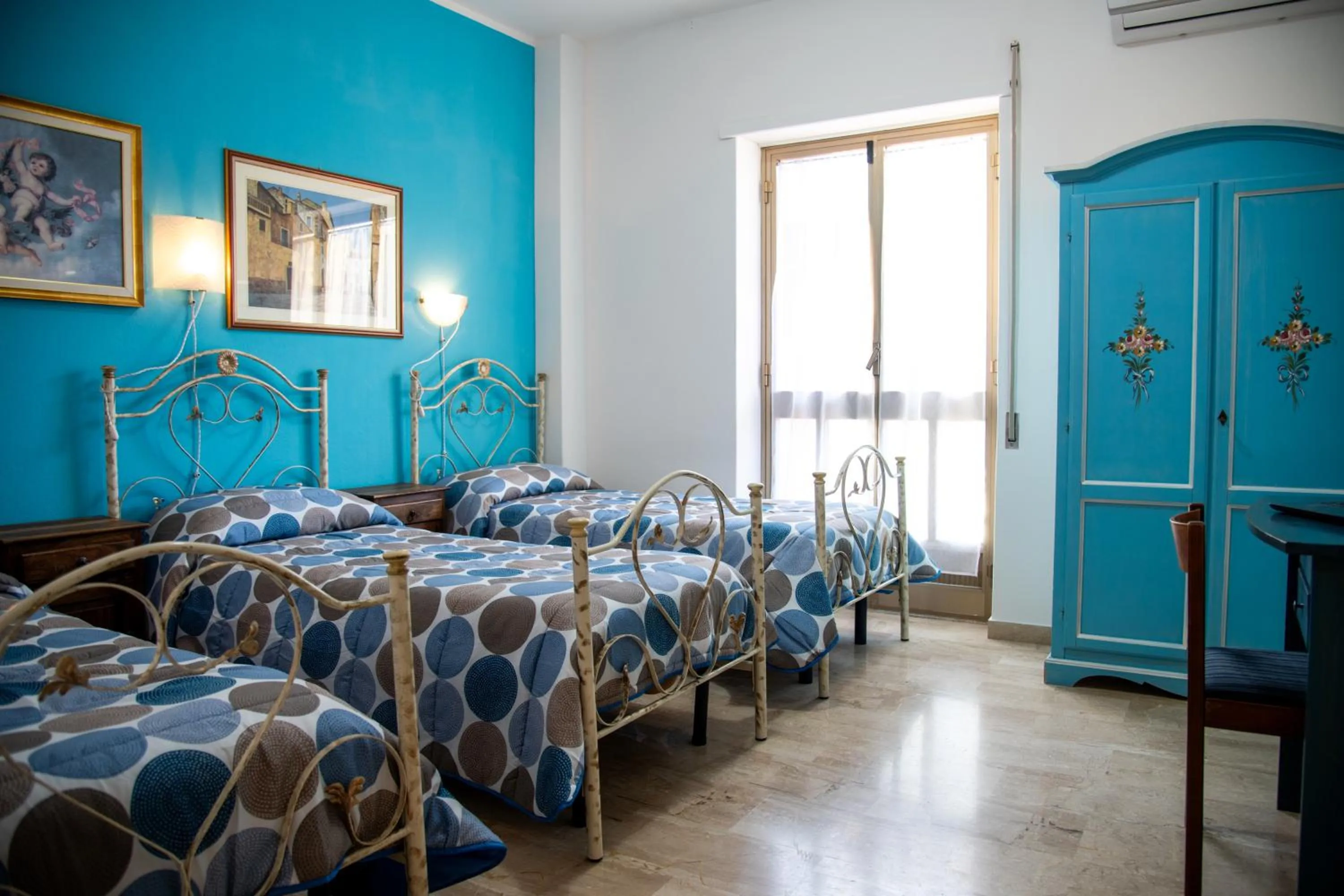 Bed in affittacamere S'Ortensia