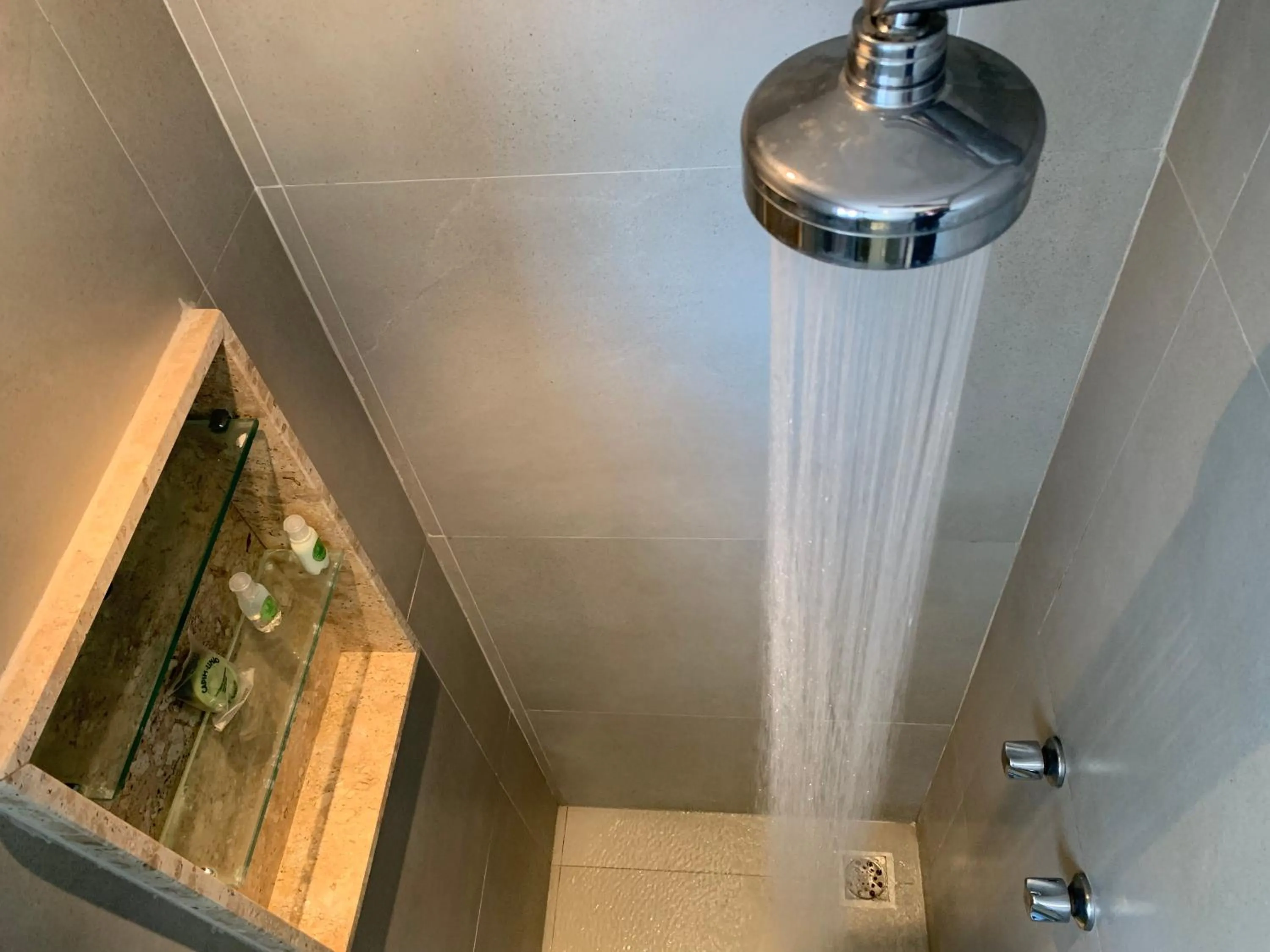 Shower in Chartres Charming Residence