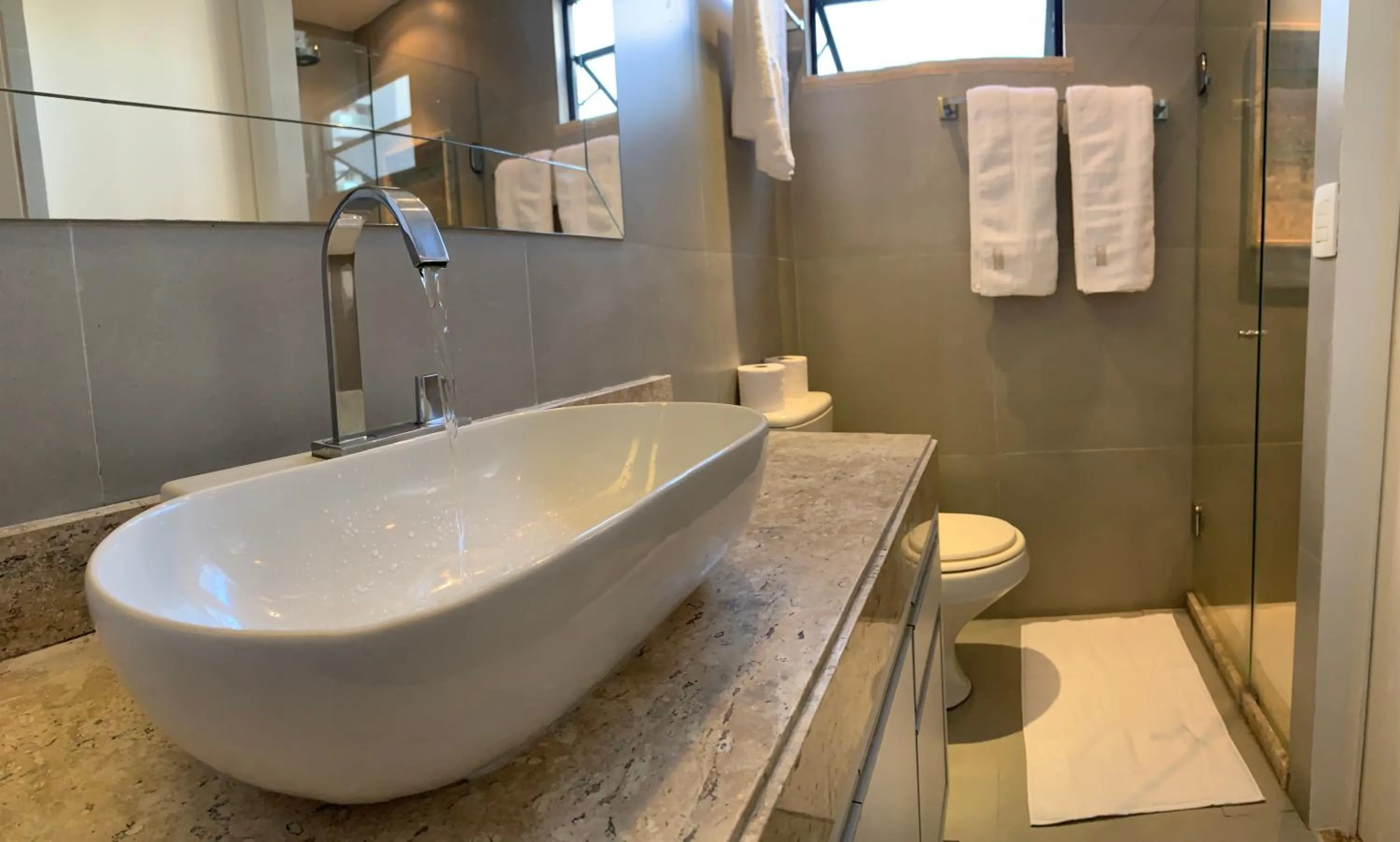 Shower in Chartres Charming Residence