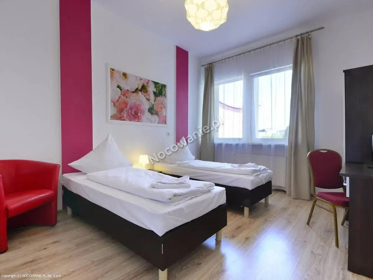 Hotelik Kameleon Pokoje Gościnne Hotelik Kameleon Pokoje Gościnne