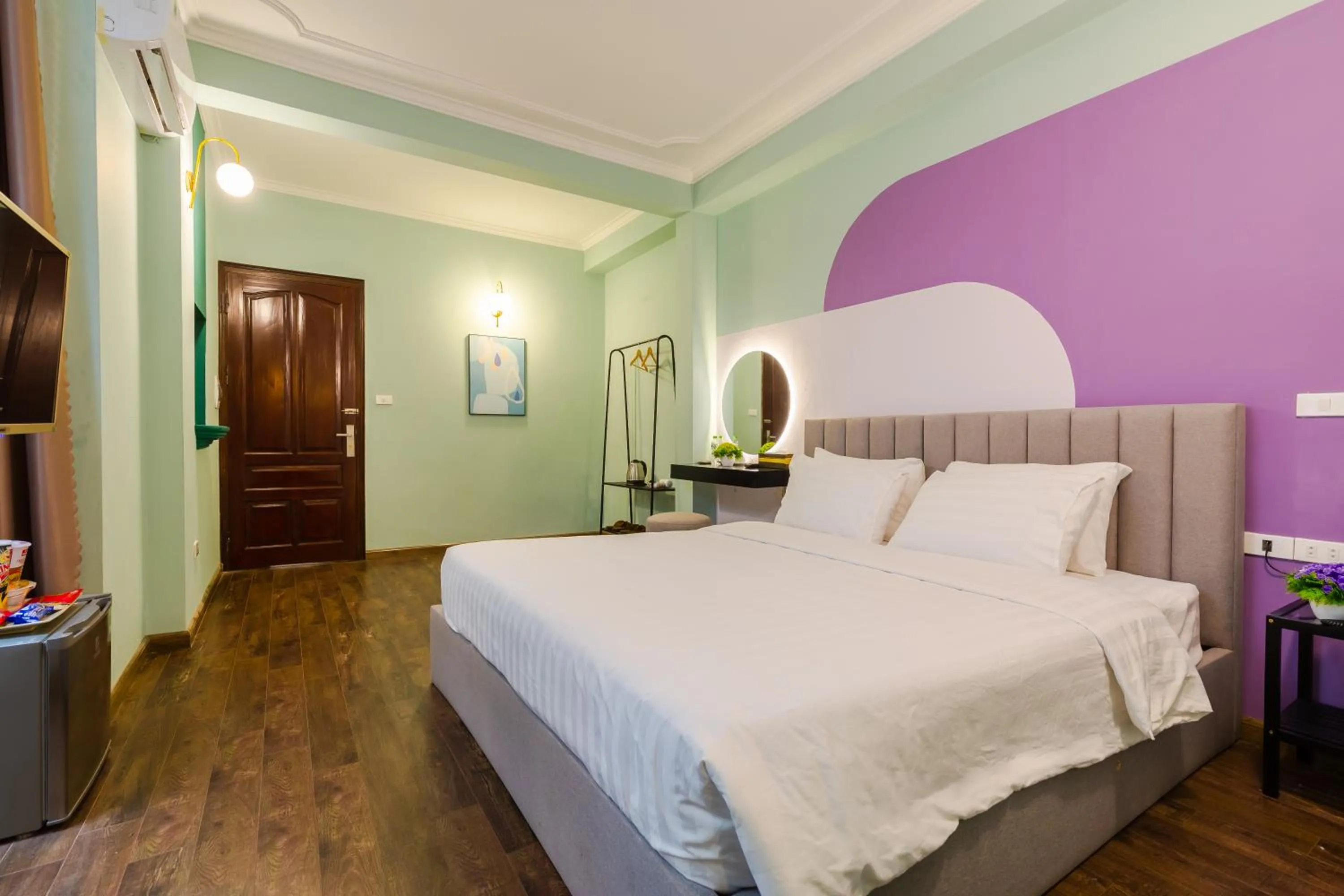 Deluxe Room in Ohana House