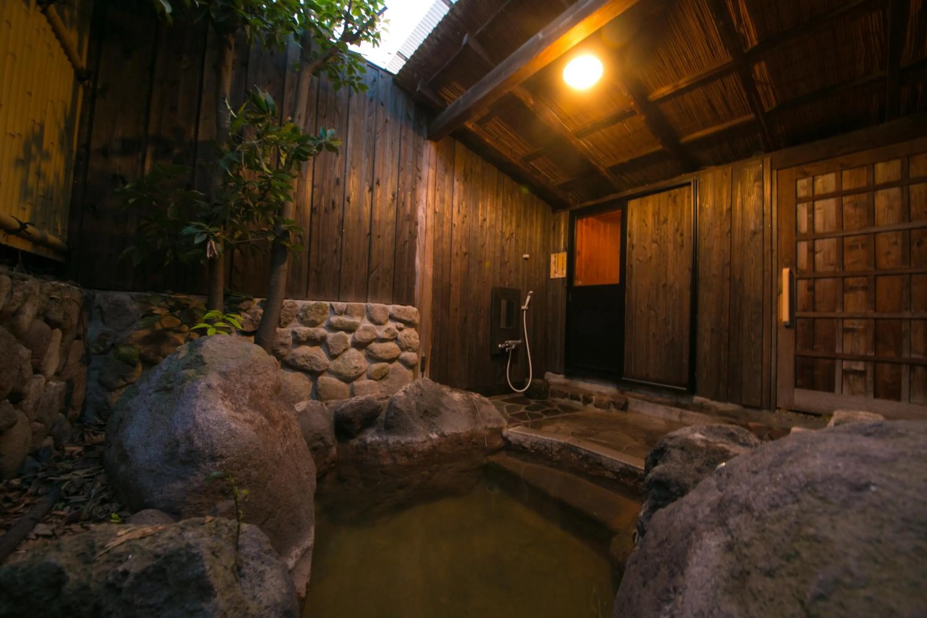 Hot Spring Bath in Yasuraginoyado Yufu