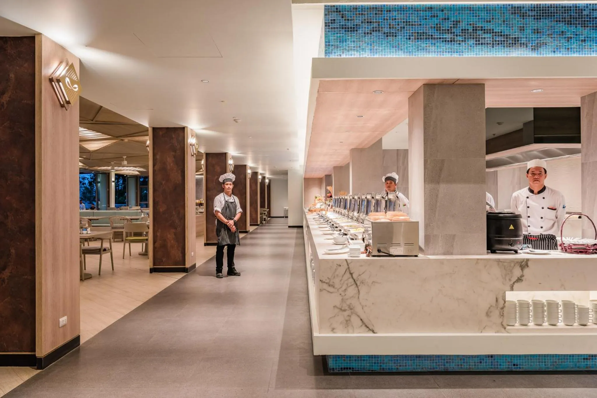 Restaurant/places to eat in Oceanfront Beach Resort