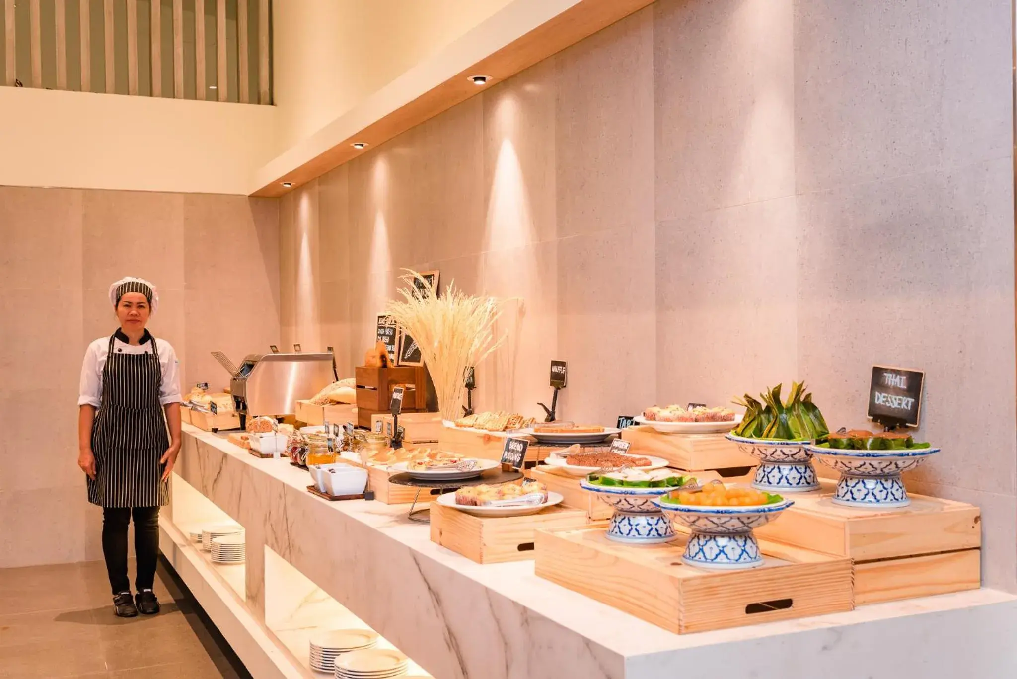 Restaurant/places to eat in Oceanfront Beach Resort Restaurant/places to eat in Oceanfront Beach Resort