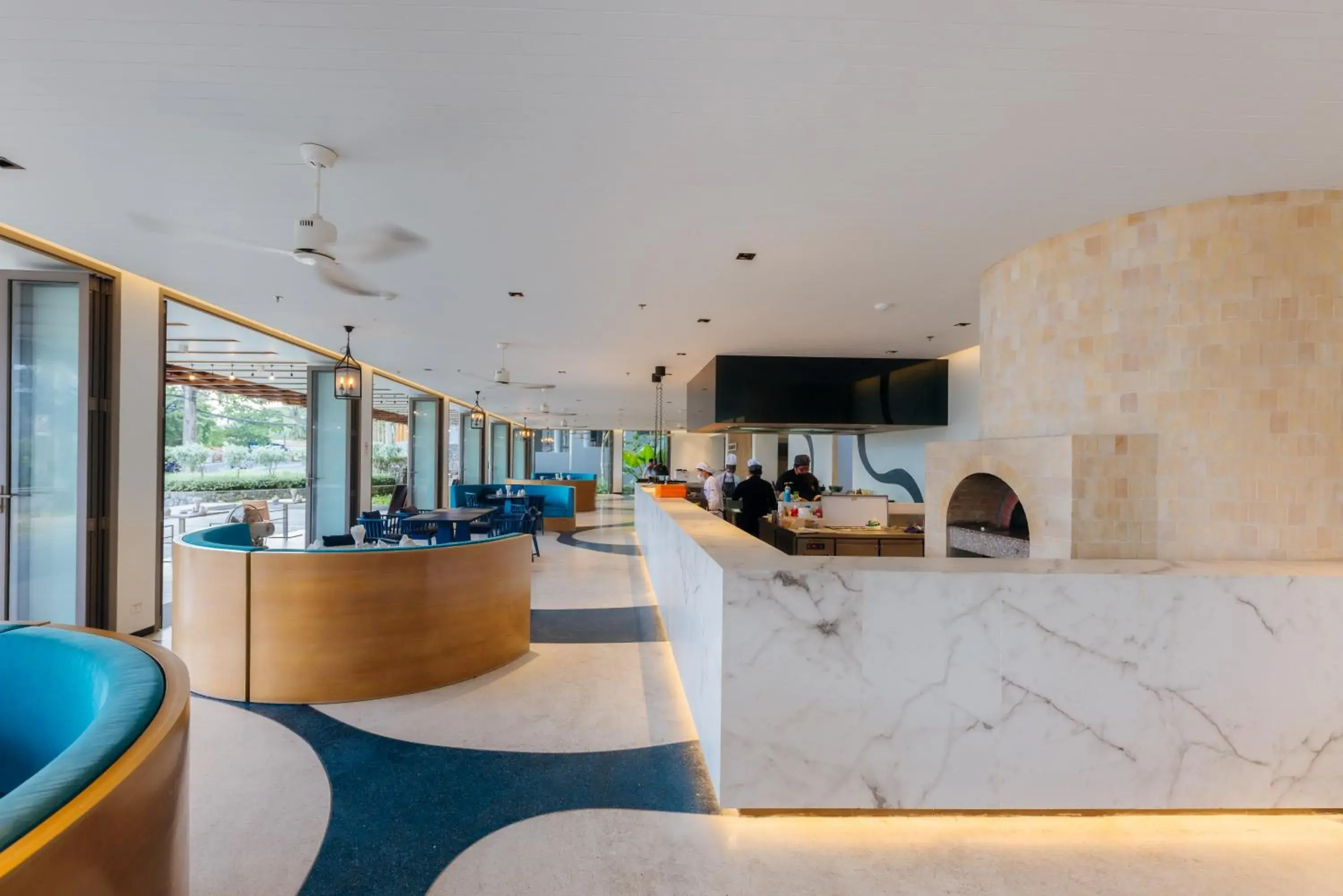 Restaurant/places to eat in Oceanfront Beach Resort Restaurant/places to eat in Oceanfront Beach Resort