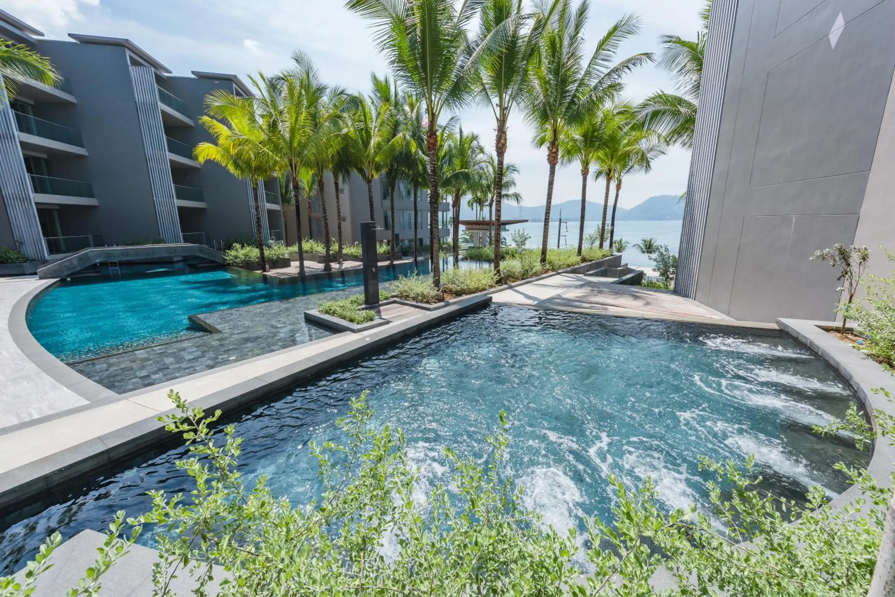 Property building in Oceanfront Beach Resort Property building in Oceanfront Beach Resort