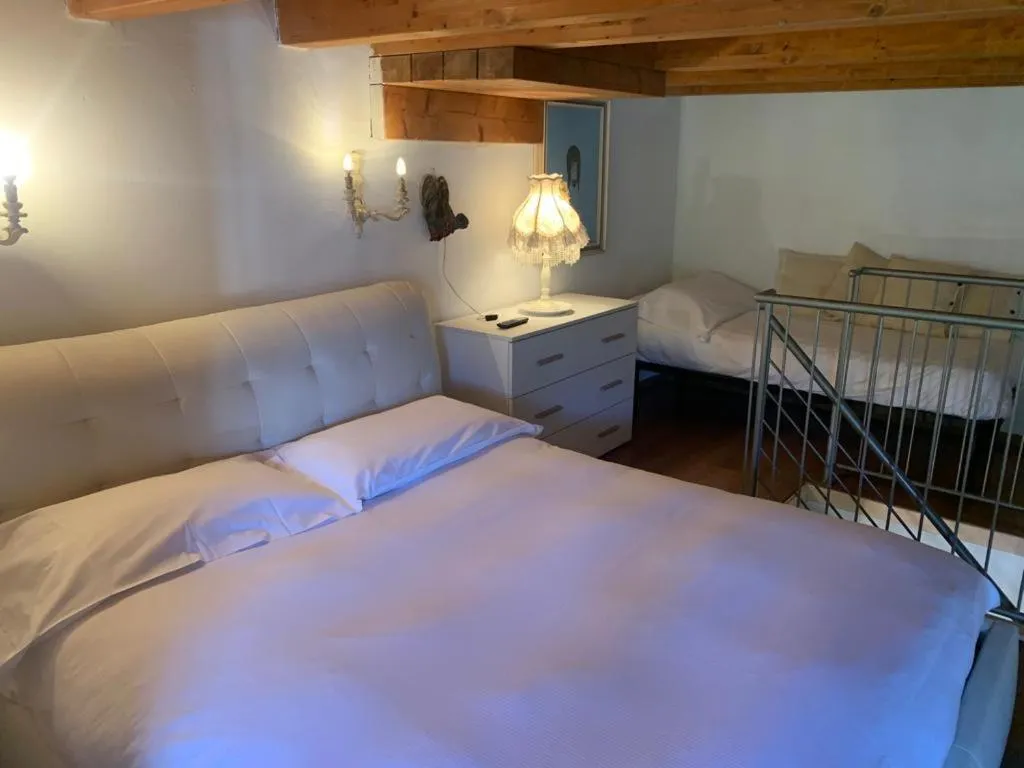 Bed in Hotel Firenze