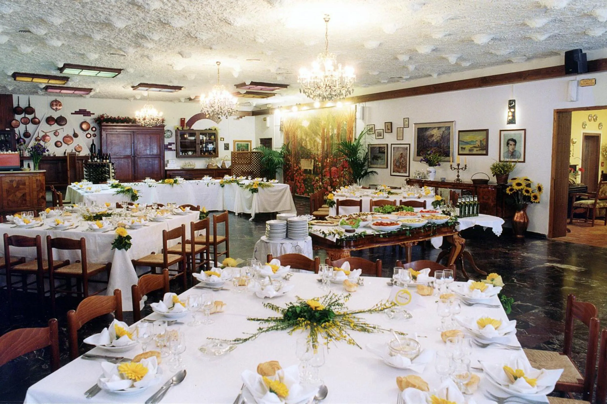 Restaurant/places to eat in Hotel Firenze