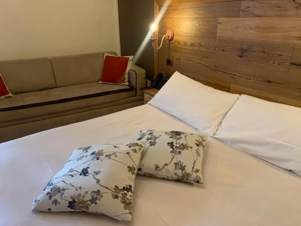 Bed in Hotel Firenze