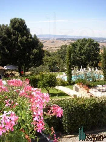 Property building in La Vecchia Sassa