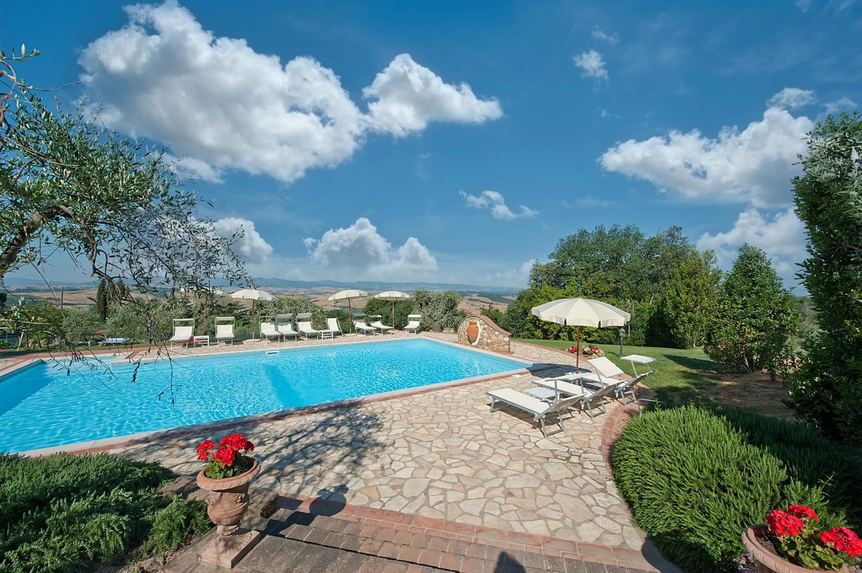 Swimming pool in La Vecchia Sassa