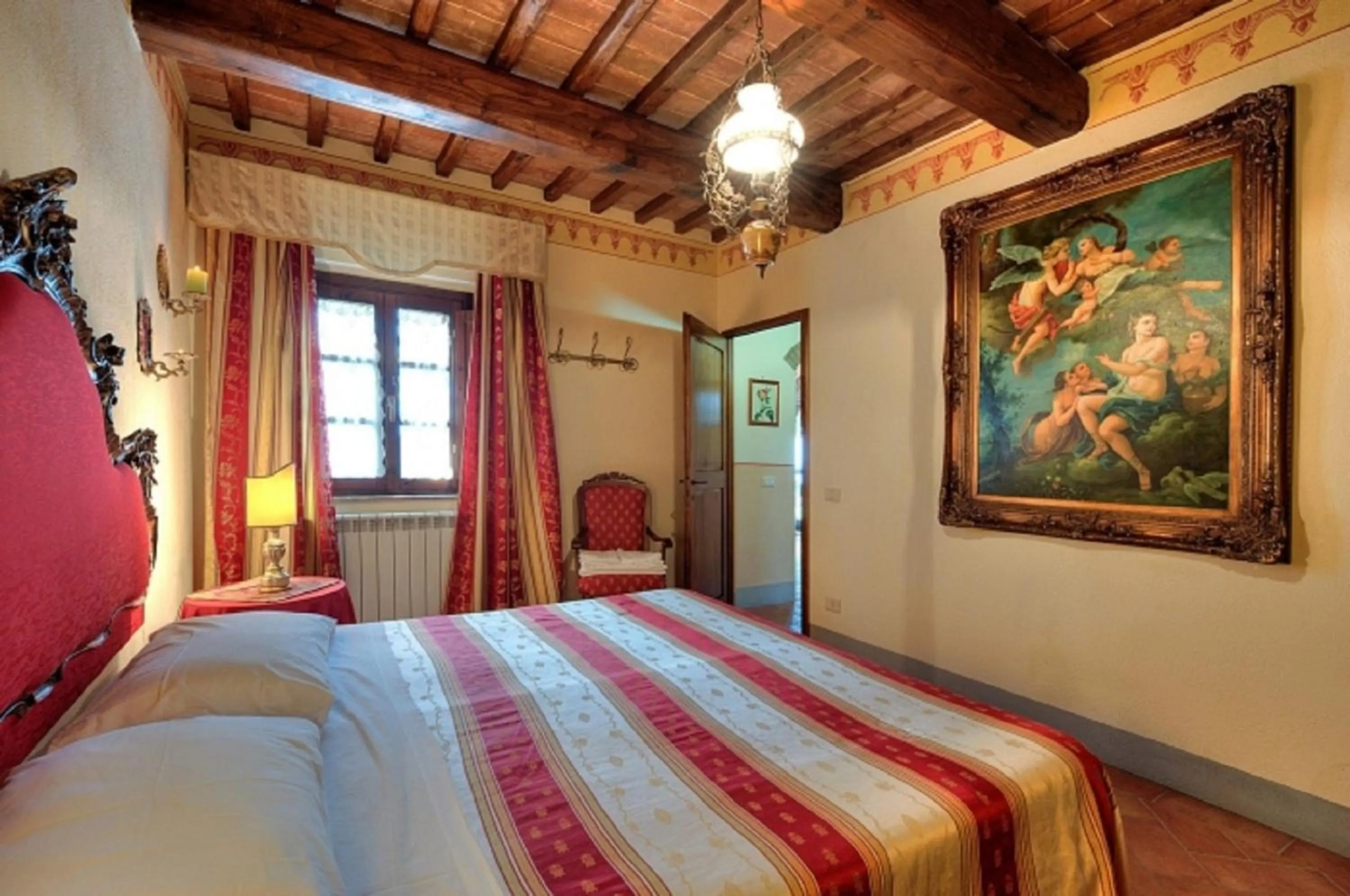 Bathroom, Bed in La Vecchia Sassa