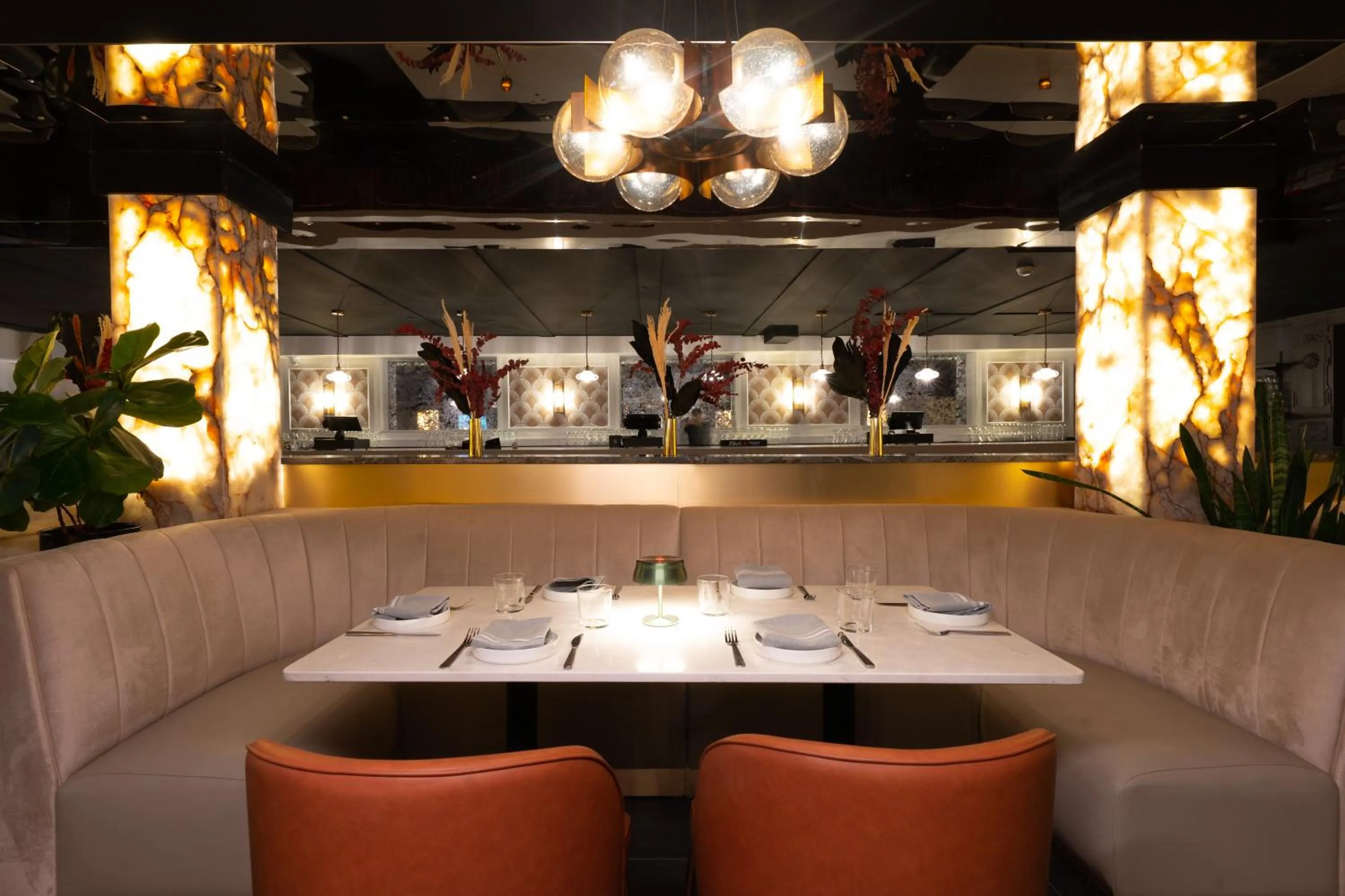 Restaurant/places to eat in Copley Square Hotel, a FOUND Hotel