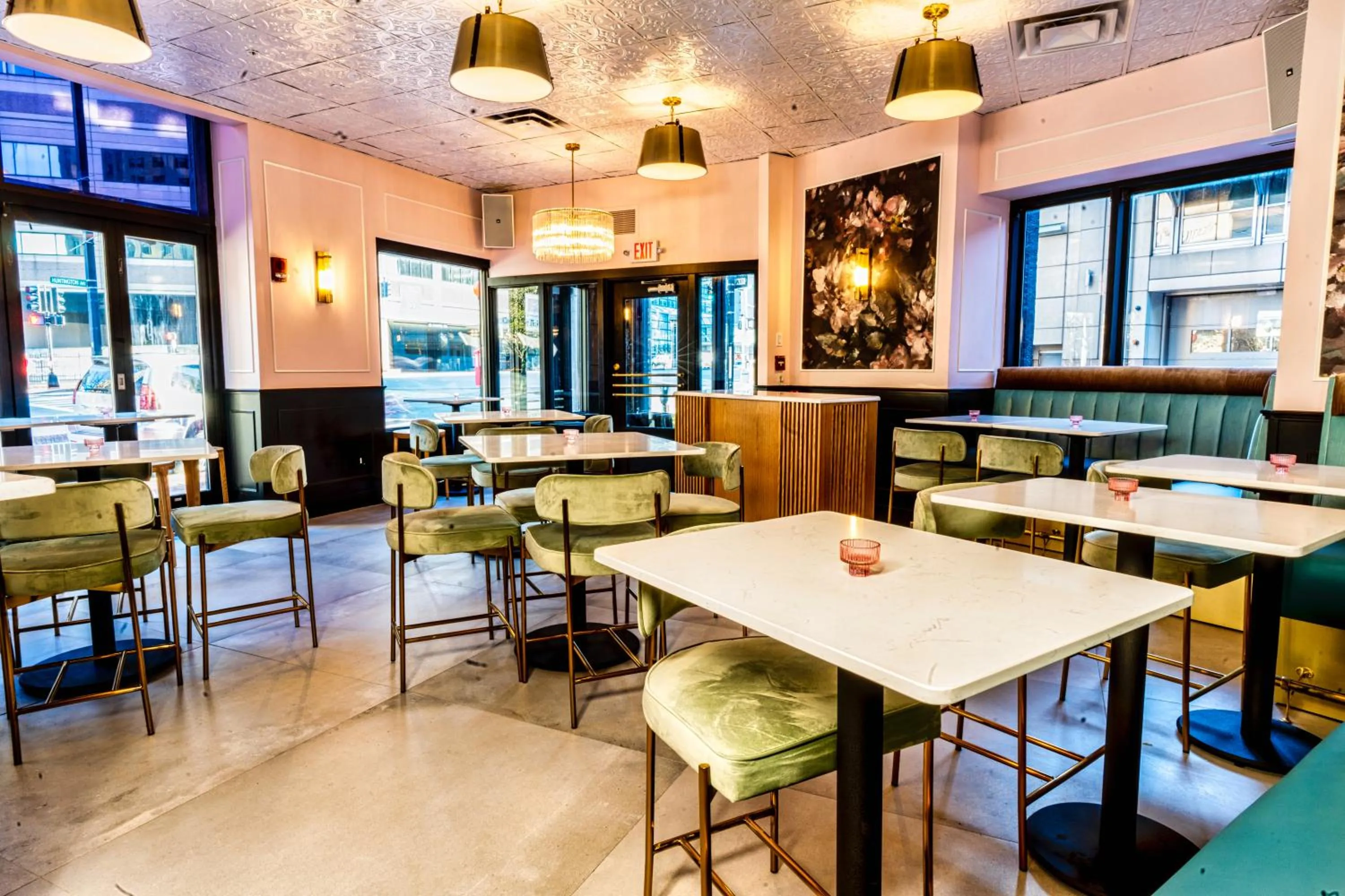 Restaurant/places to eat in Copley Square Hotel, a FOUND Hotel