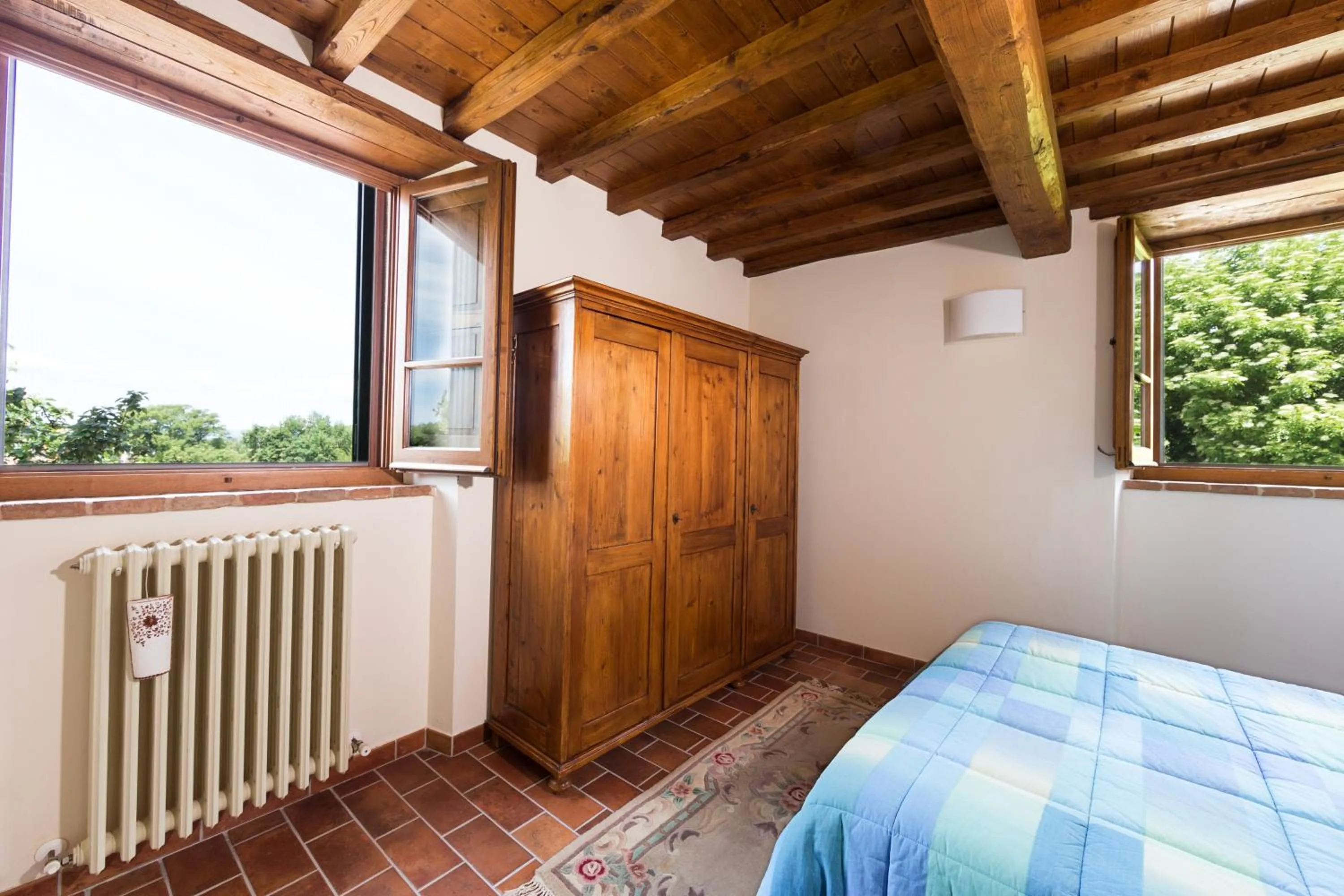 Decorative detail, Bed in Casale Vacanze Il Granaio