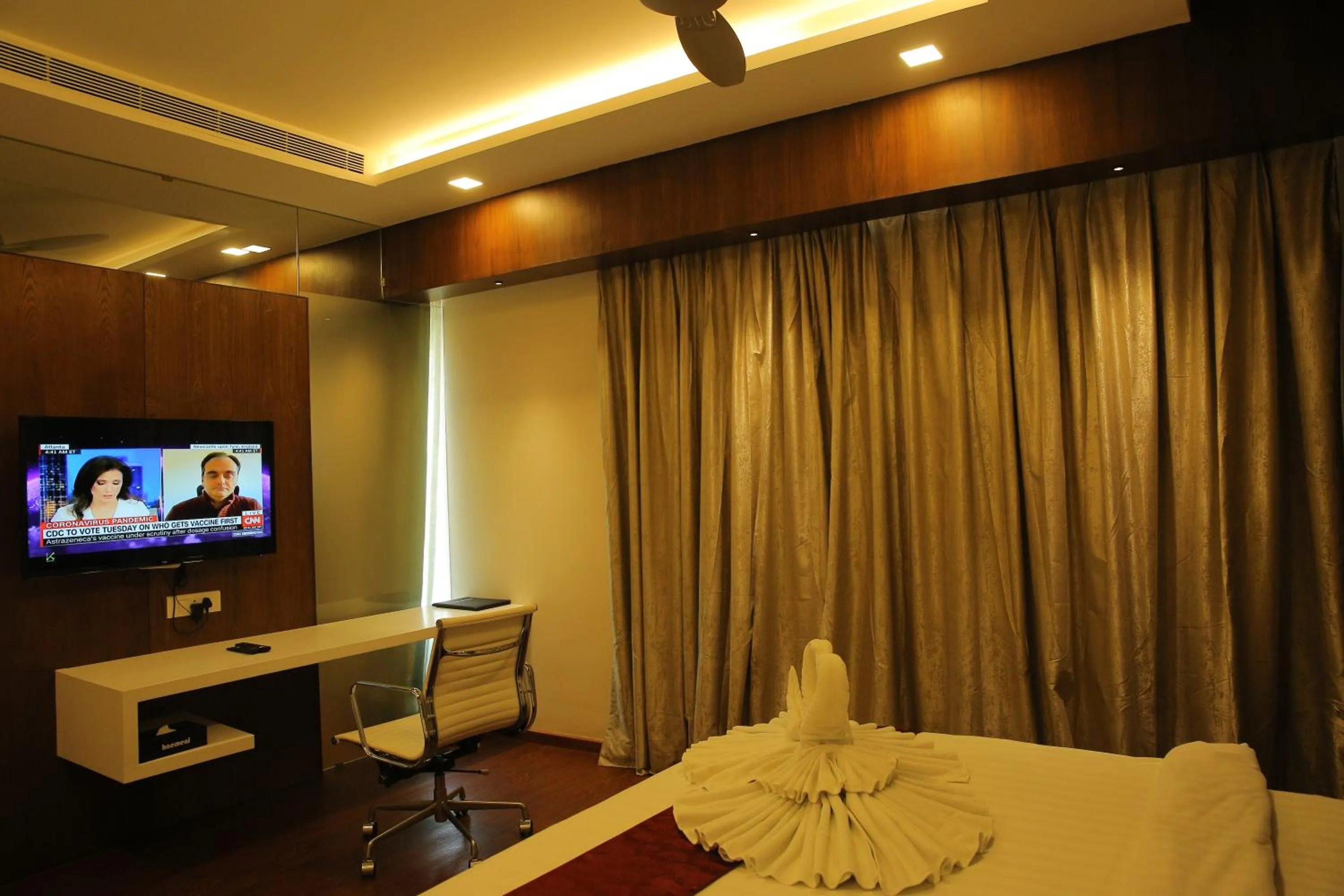 TV and multimedia, Bed in The Royal Grand