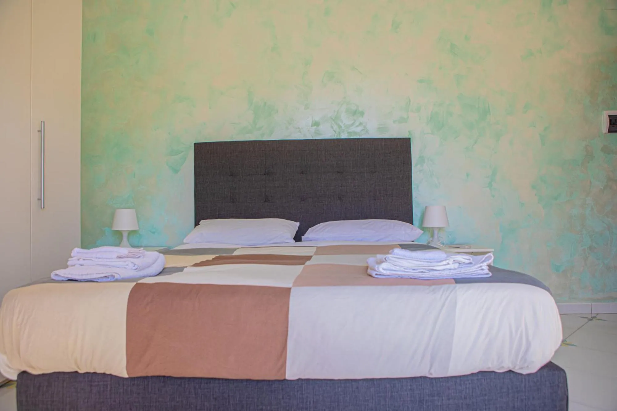 Bed in B&B Villa Setharè