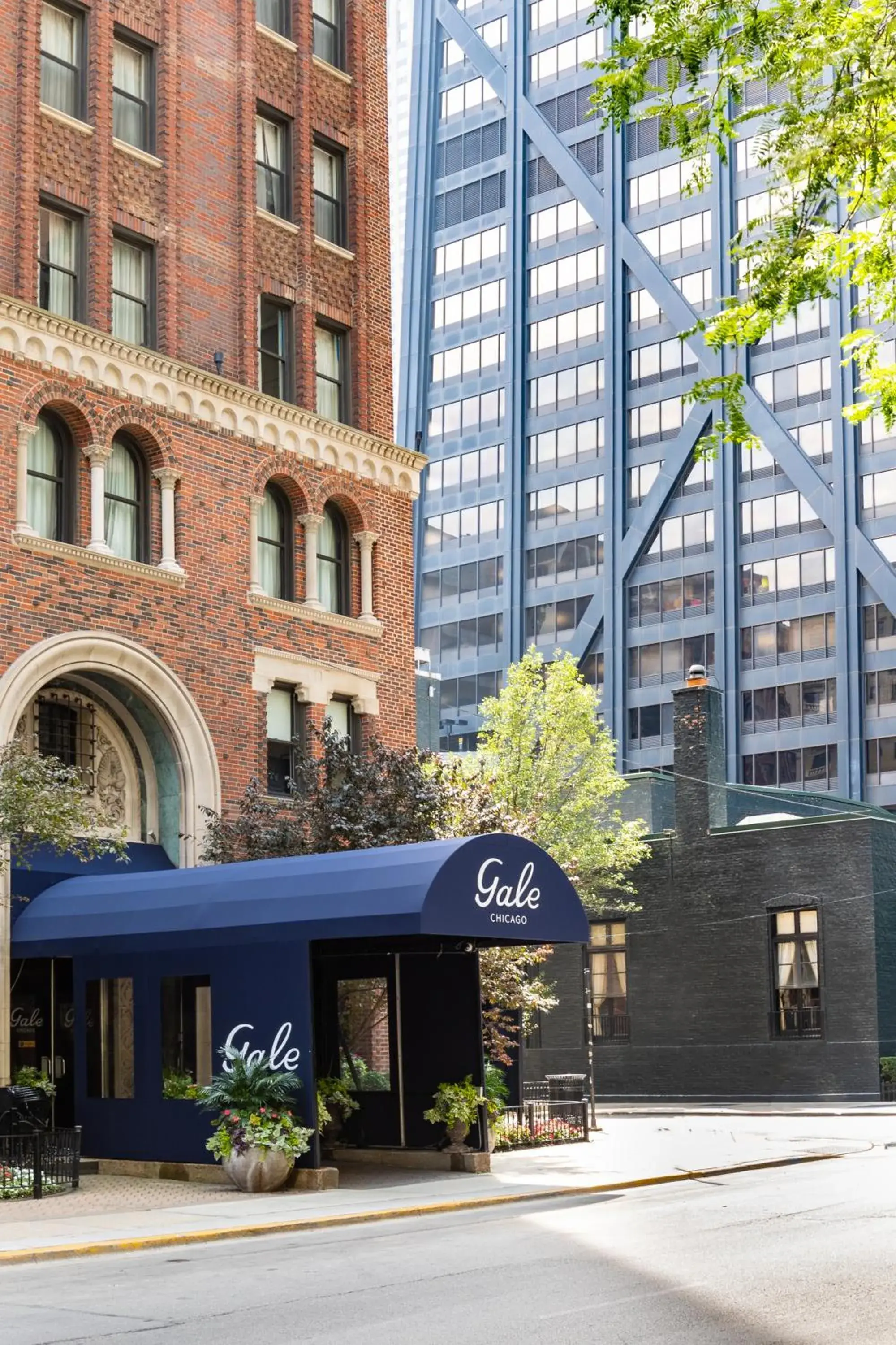 Property Building in Raffaello Hotel Property Building in Raffaello Hotel