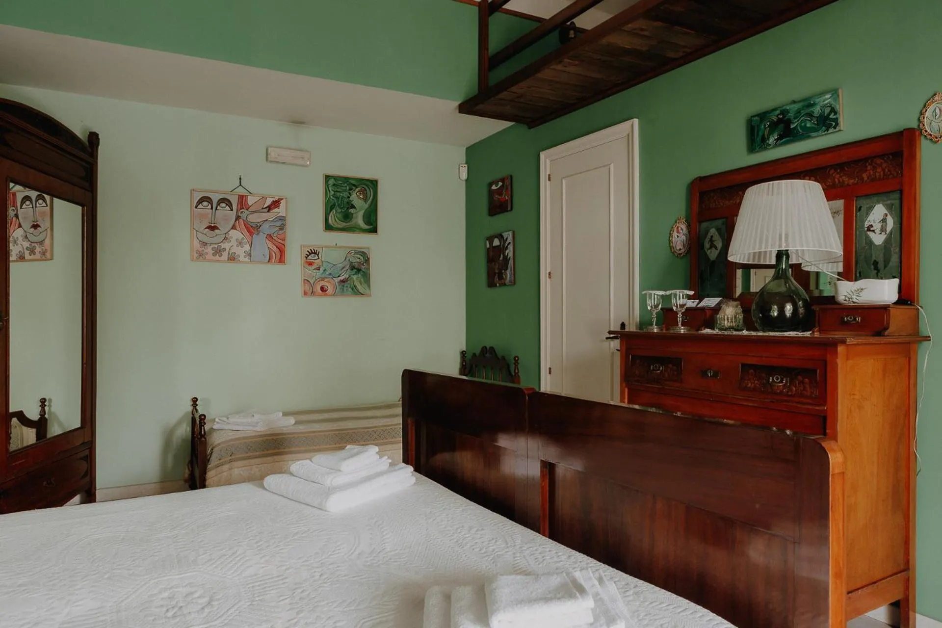 Photo of the whole room in La Baronessa B&B