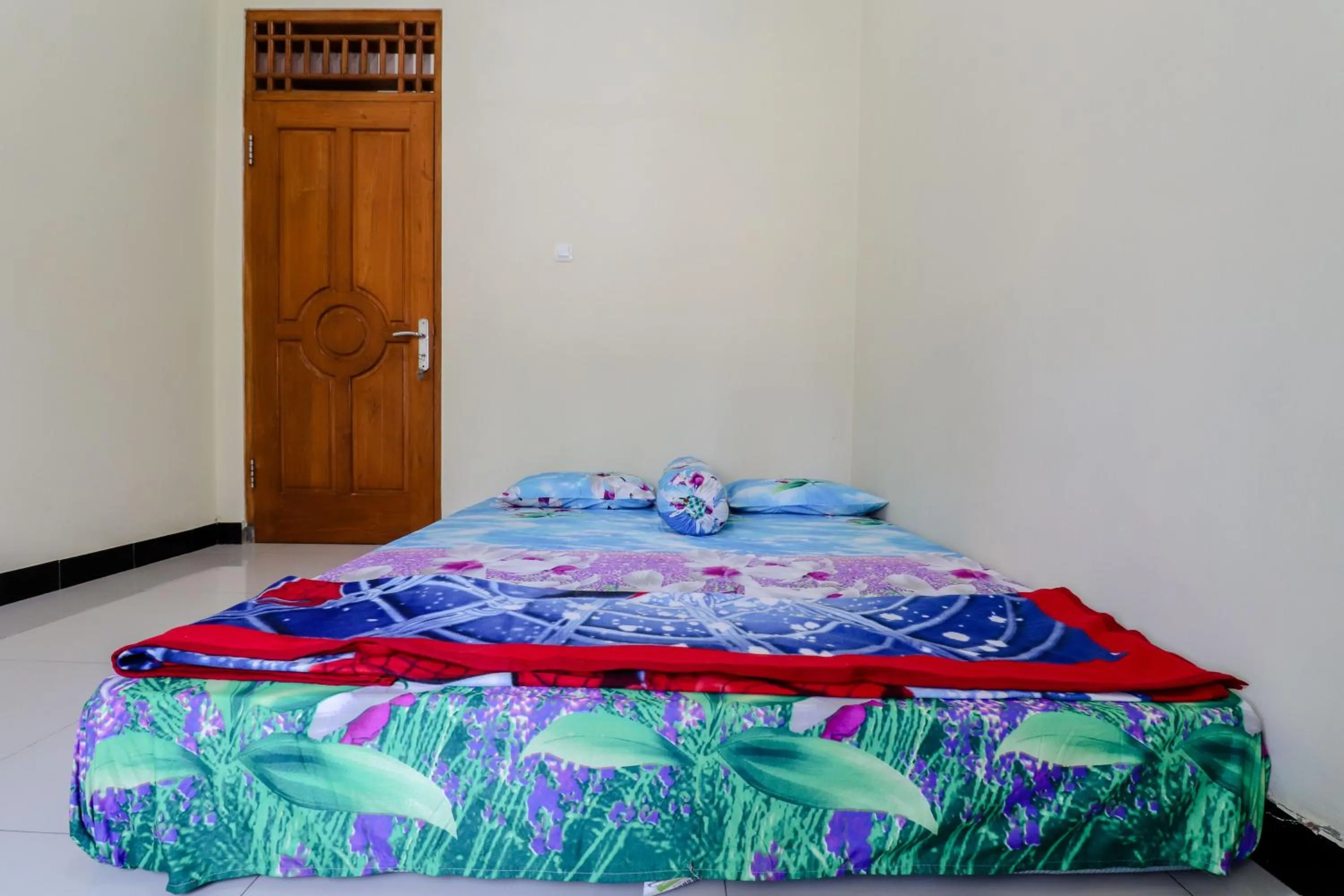 Bedroom, Bed in Dewisri Homestay