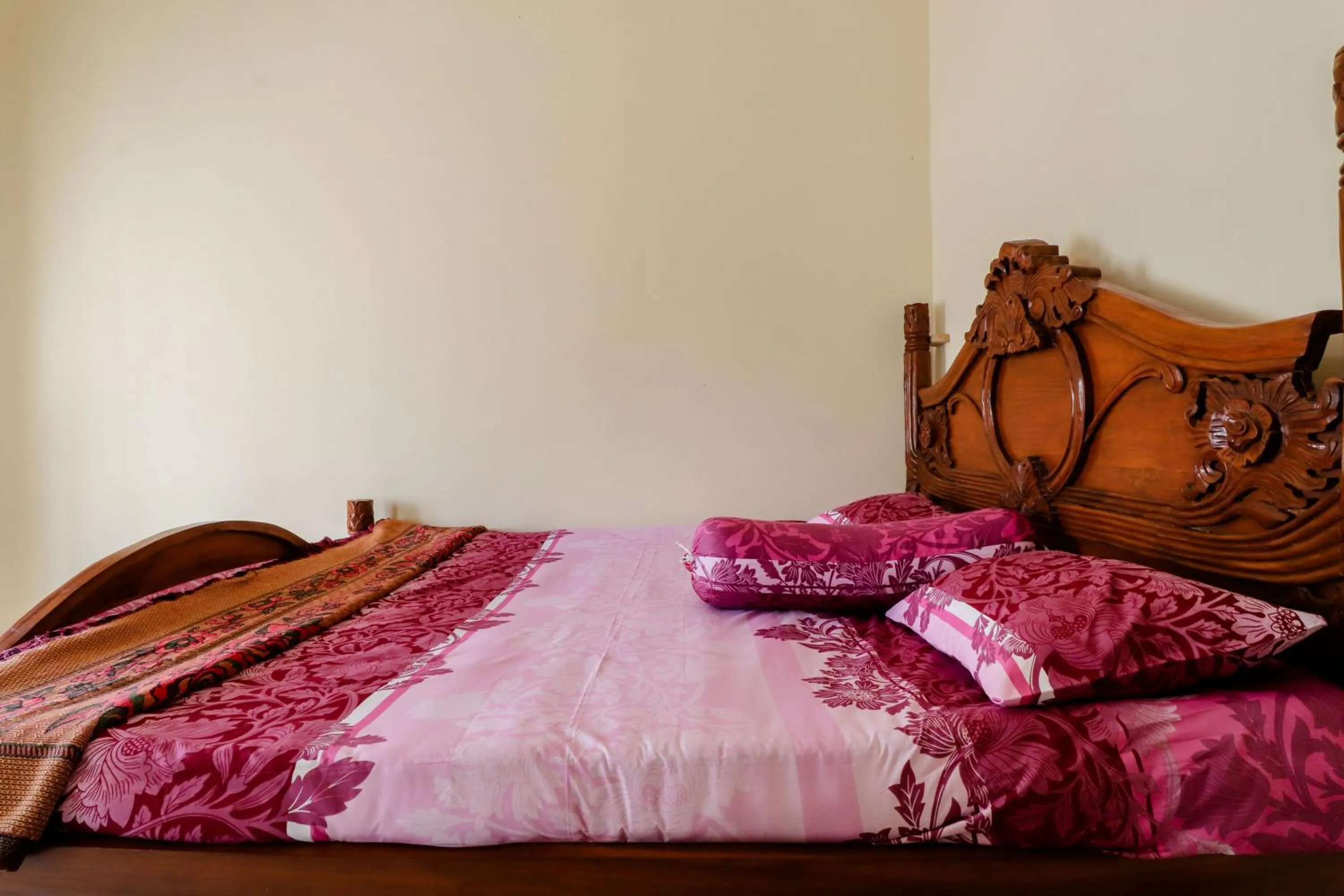 Bedroom, Bed in Dewisri Homestay