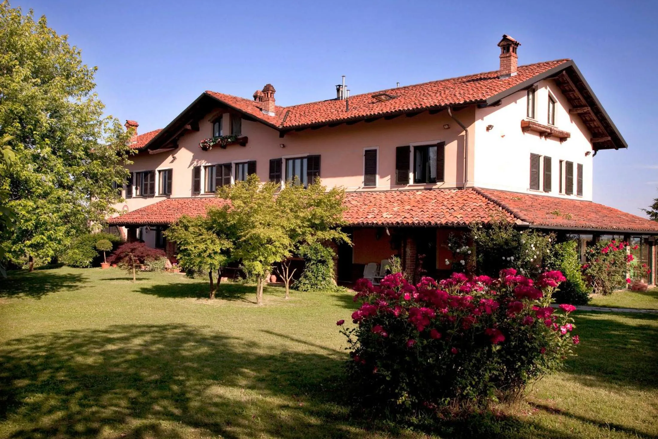 Property building in Cascina Papa Mora