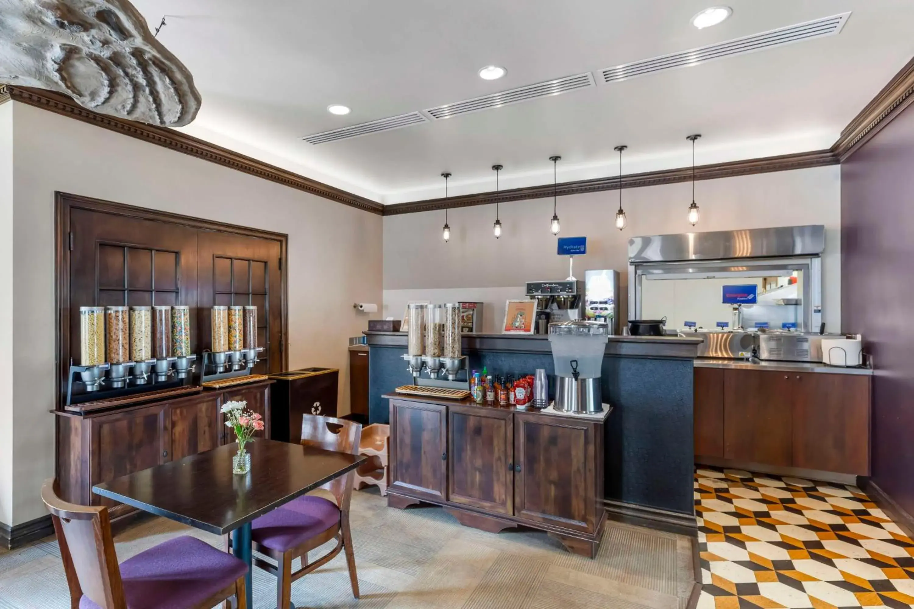 Breakfast in Best Western Denver Southwest Breakfast in Best Western Denver Southwest