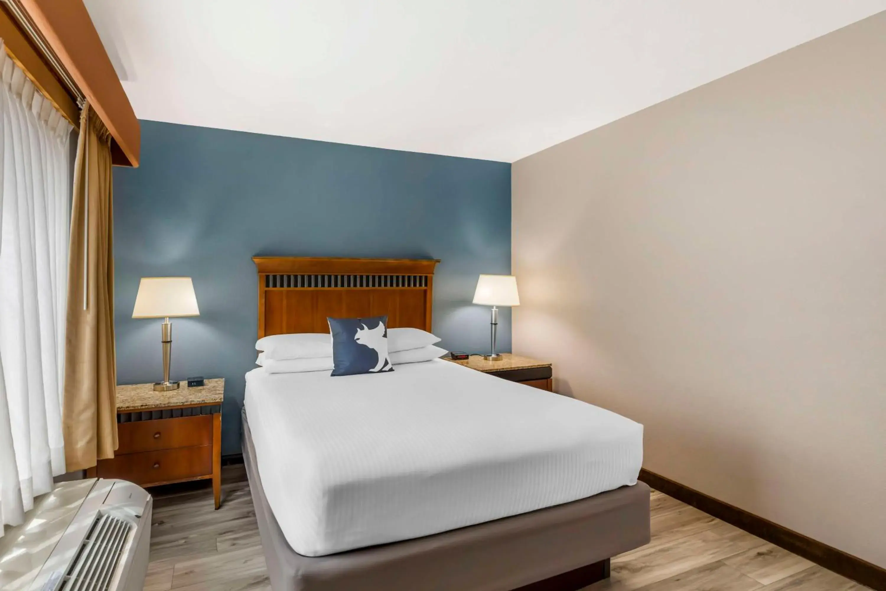 Bedroom, Bed in Best Western Denver Southwest Bedroom, Bed in Best Western Denver Southwest