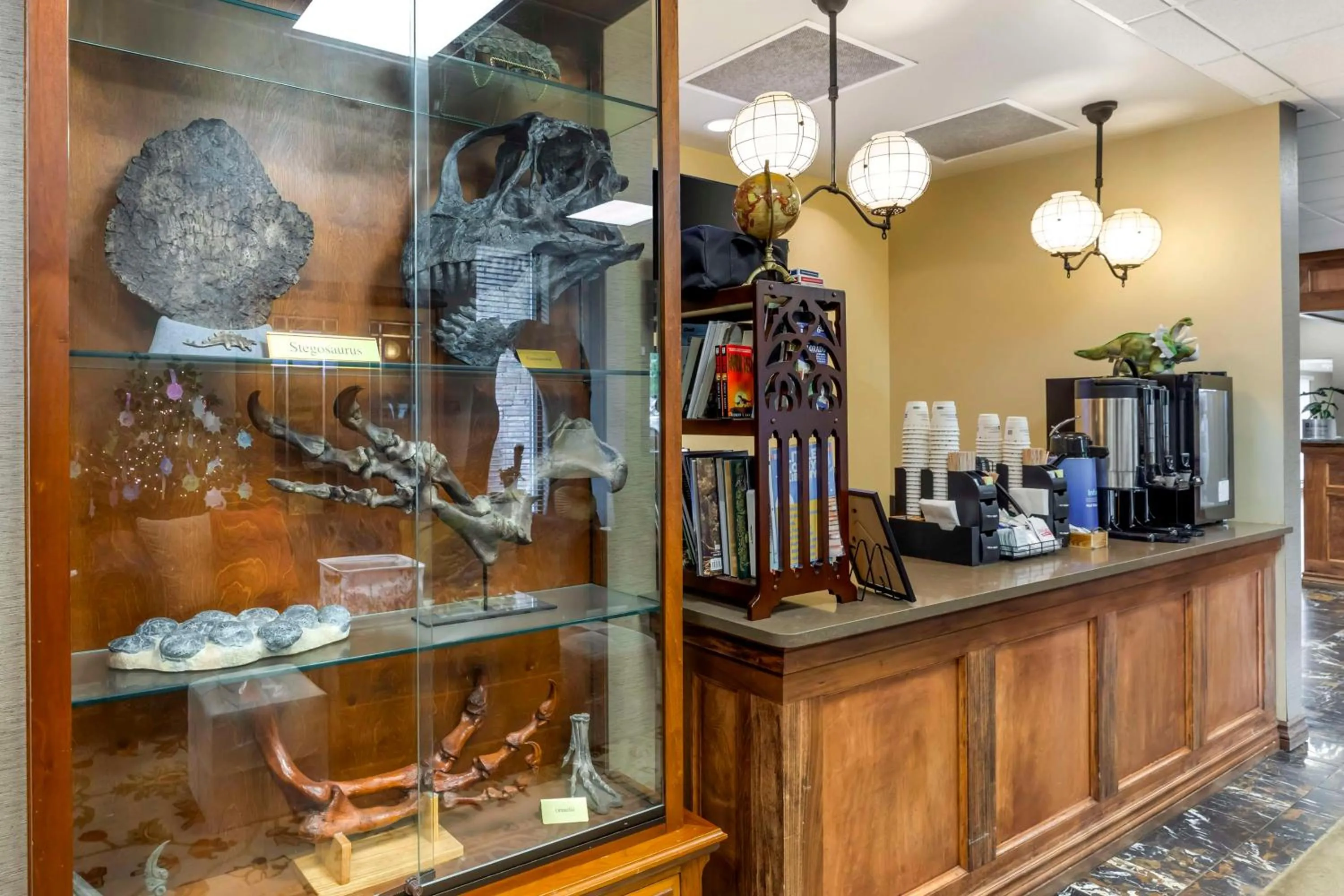 Lobby or reception in Best Western Denver Southwest